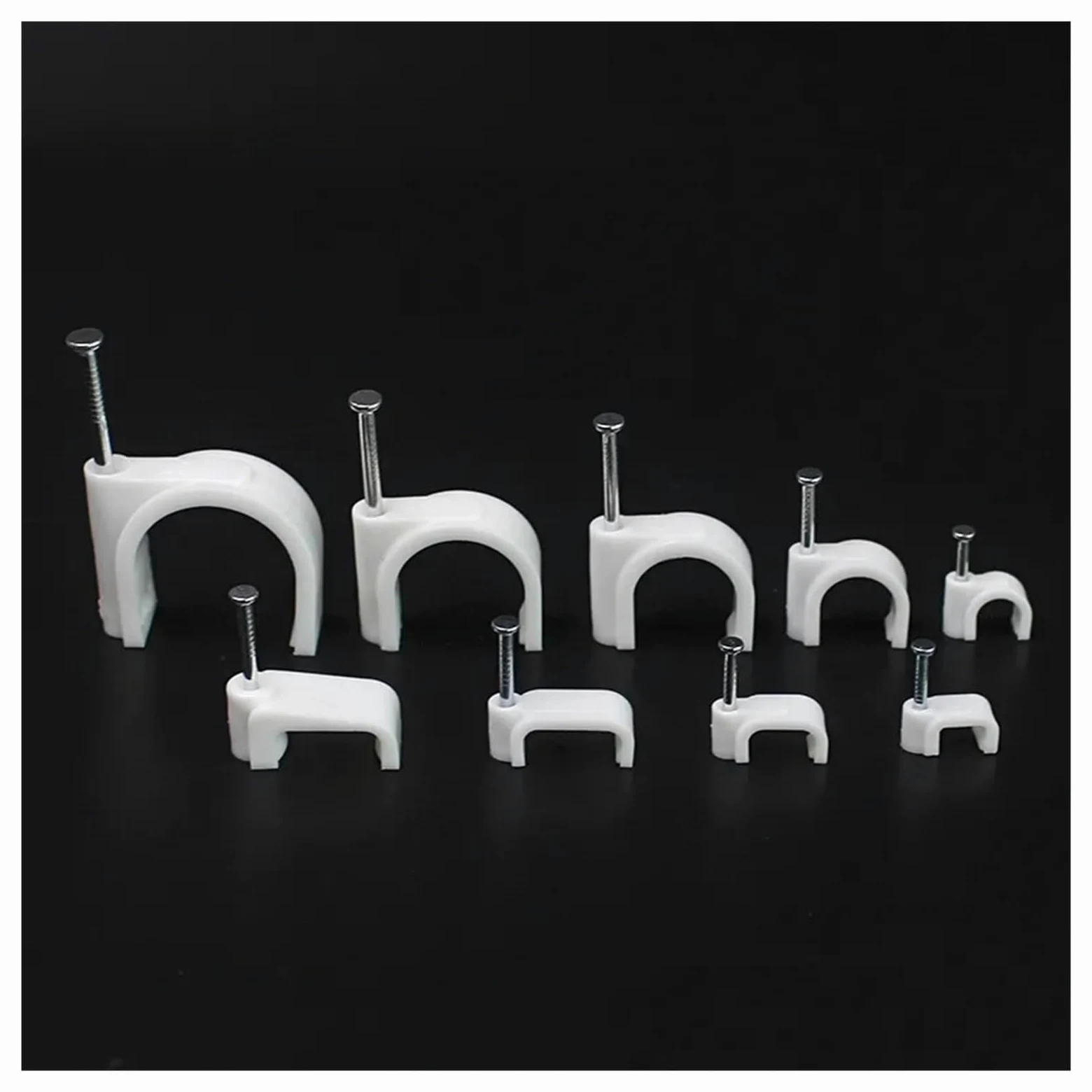 Zaciski do kabli z gwoździami, 100 sztuk Okrągłe 4 mm 6 8 10 Plastikowe zaciski drutu Organizator na sznurki(Round 10mm 100PCS)