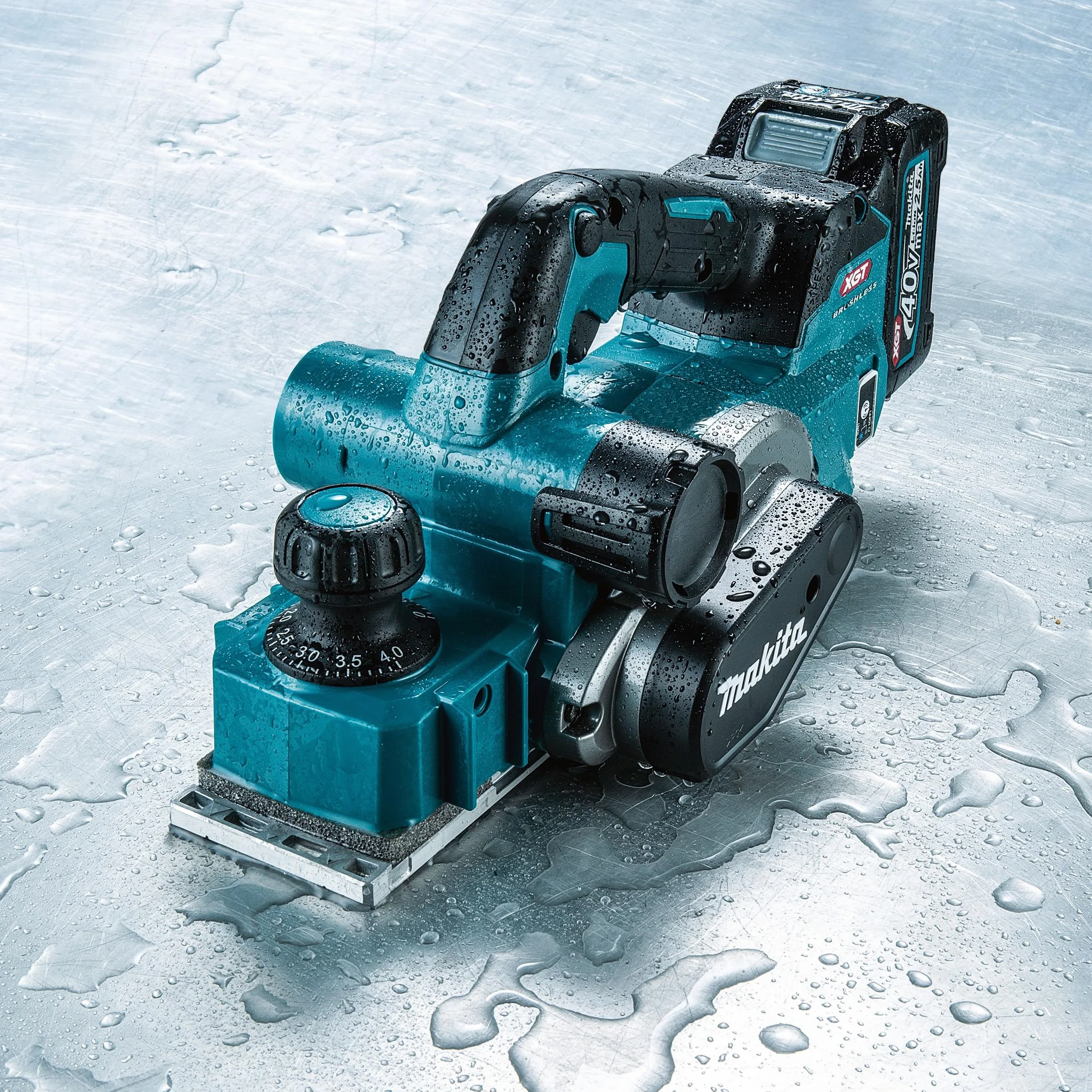 Makita KP001GZ 40V Max XGT bezszczotkowa strugarka 82 mm – baterie i ładowarki nie są dołączone