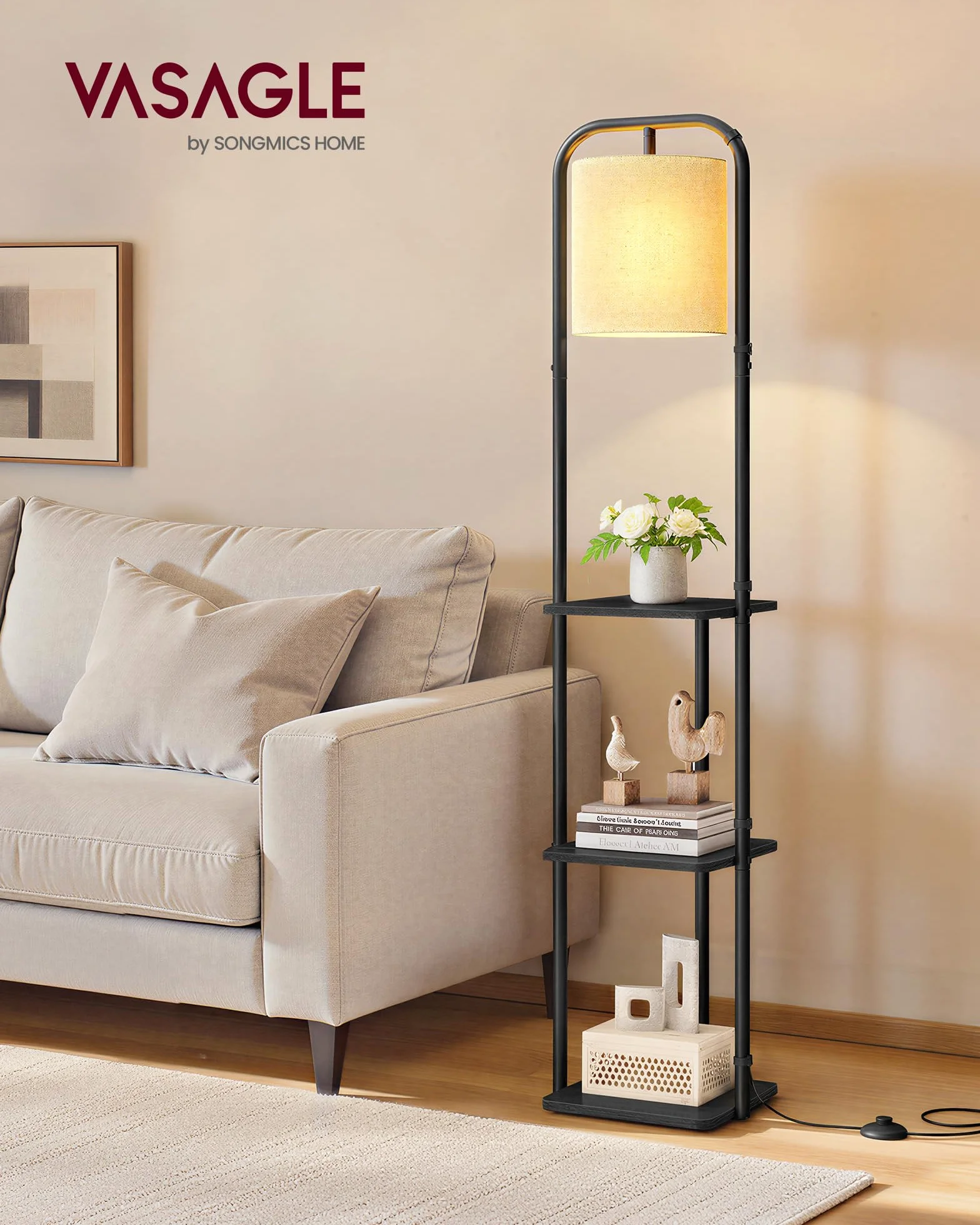 VASAGLE Lampa stojąca z regałem, przełącznik nożny, żarówka LED, abażur z materiału, z 3 drewnianymi półkami, do sypialni, biura, 29,9 x 31,8 x 160,5 cm, kolor czarny atramentowy LFL001BD02