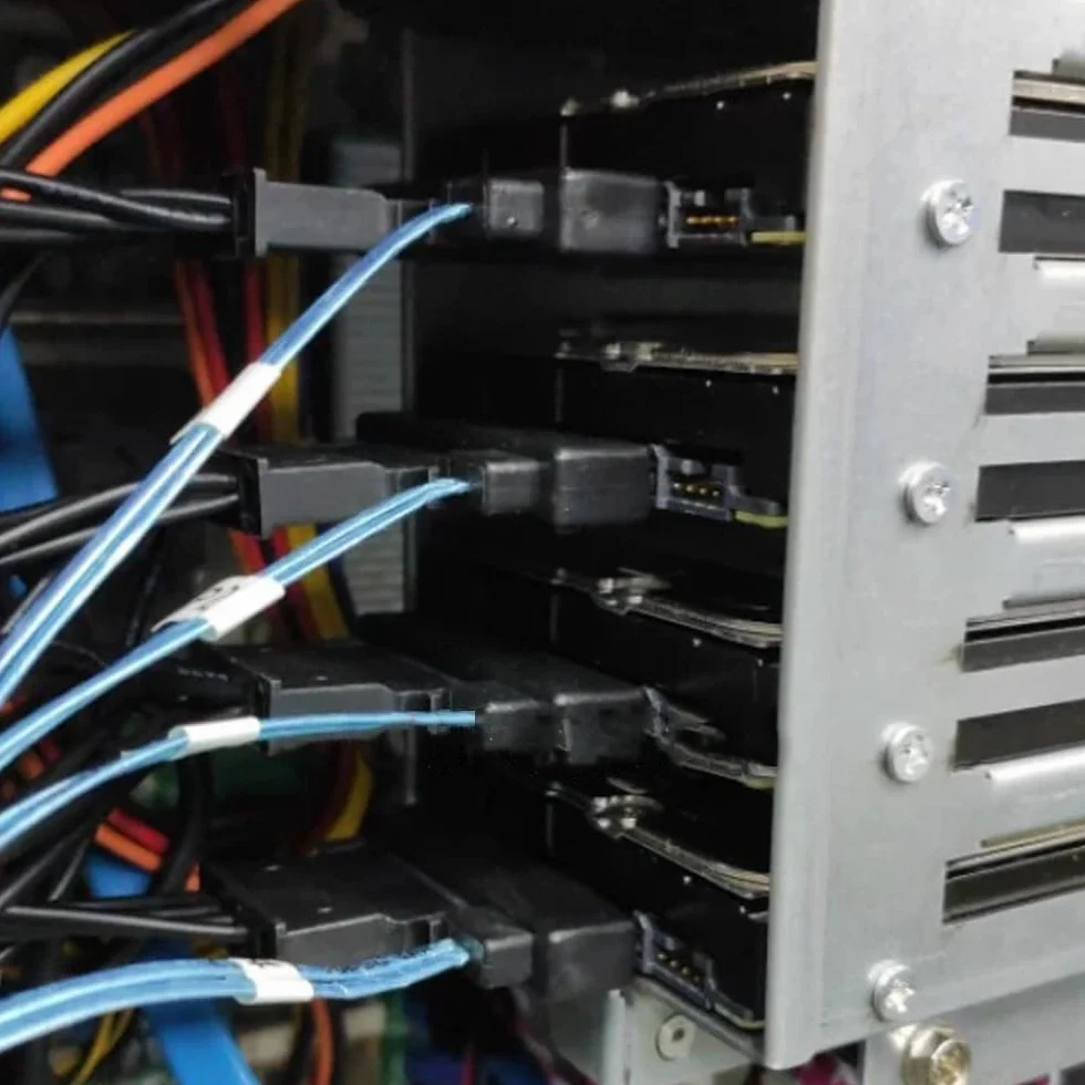 Xiatiaosann Kabel Mini SAS do SAS, 36 pinów SFF-8087 Host do SAS SFF8087 do SFF-8482 wtyczka 4 x SAS 29 Pin z kablem SATA Power Splitter z kablem SATA Power Splitter (50 cm/1,64 FT)