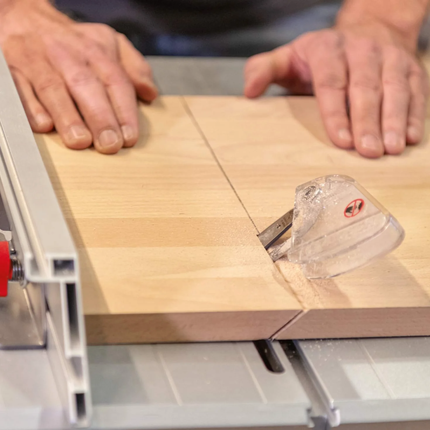 Bosch Home and Garden Piła stołowa AdvancedTableCut 52 (550 W, NanoBlade Wood Basic 65, 8,5 kg, w kartonie)
