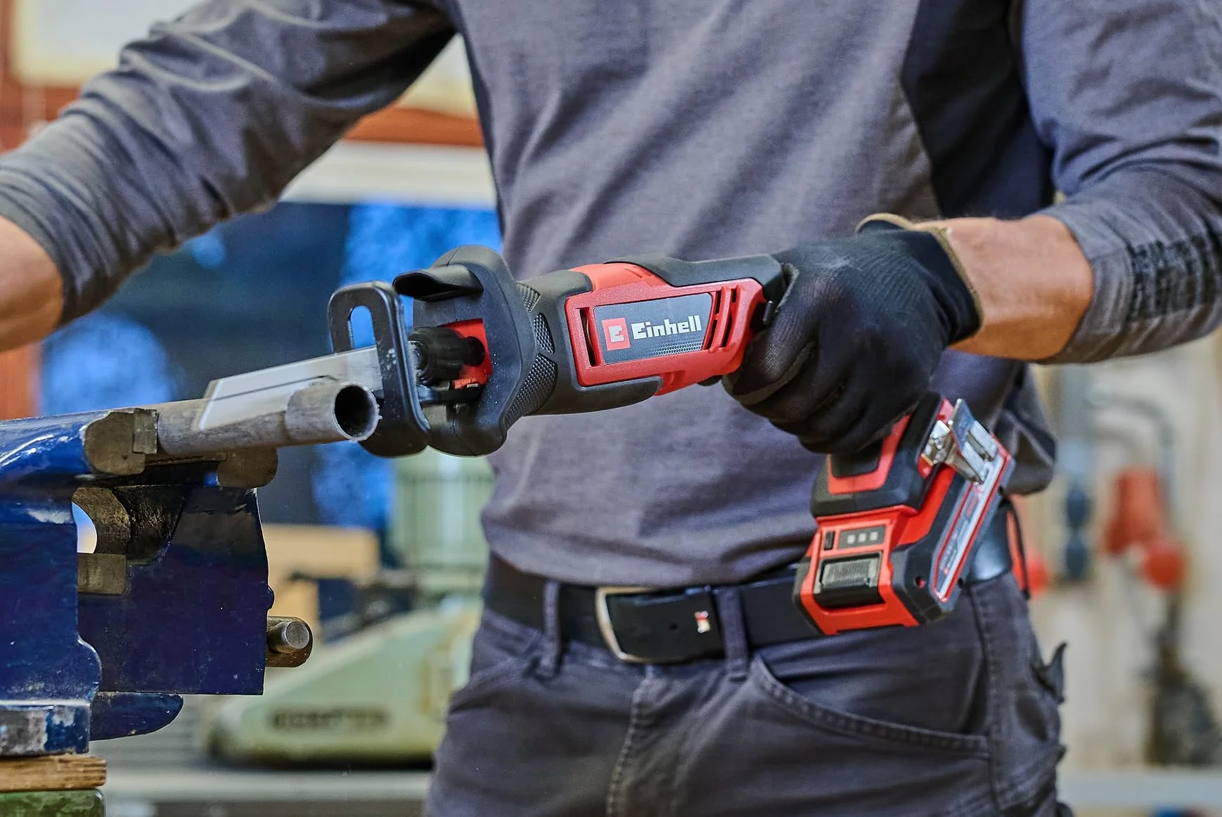 Einhell TE-AP 18/13 Li Solo Power X-Change uniwersalna pilarka akumulatorowa (18 V, wysokość skoku 13 mm, głębokość cięcia 50 mm w drewnie, poręczna konstrukcja, z akcesoriami, bez baterii)