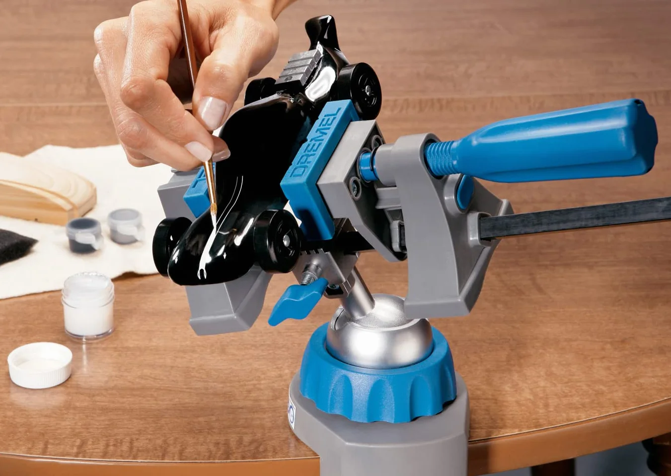 Dremel 2500 imadło wielofunkcyjne „trzy w jednym”, regulowane imadło na stół roboczy z zaciskiem i uchwytem narzędziowym