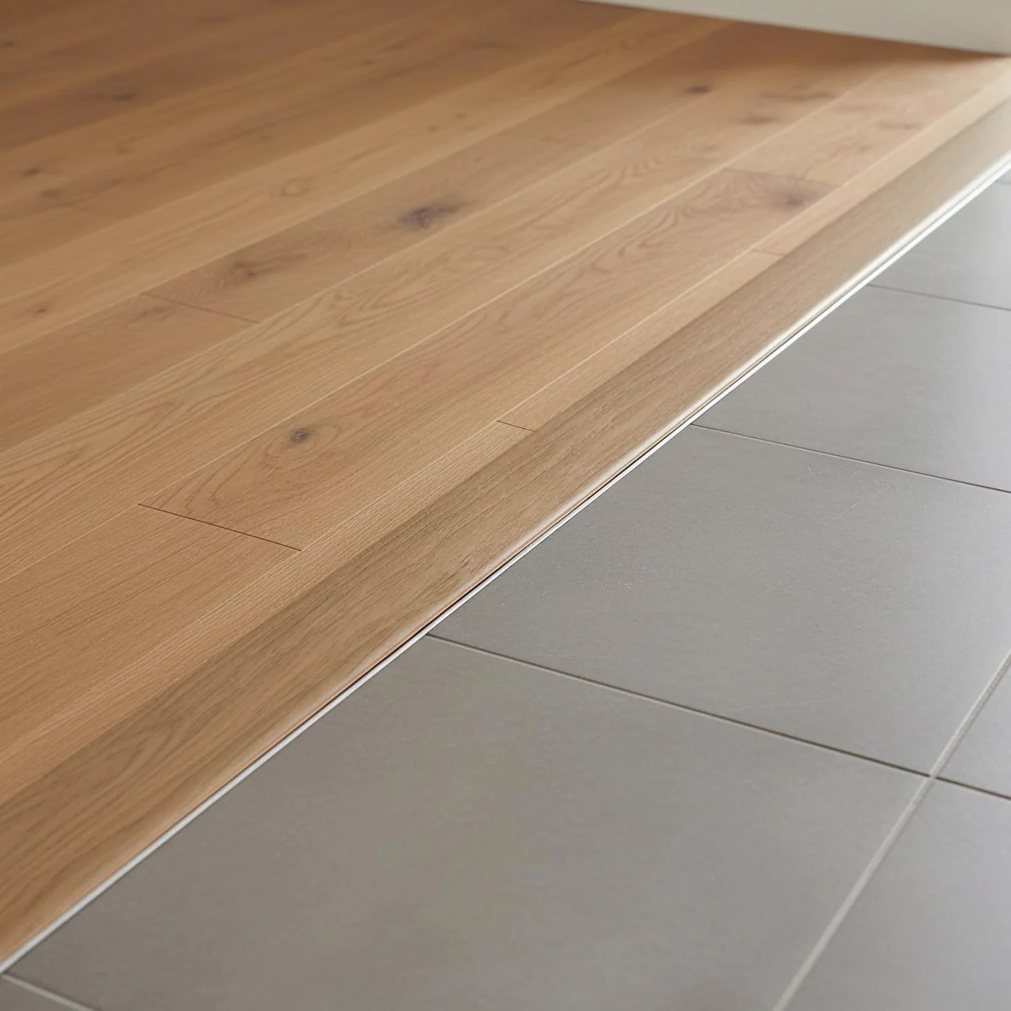 QWORK® Listwa progowa, 4 cm x 1 m, samoprzylepna listwa przejściowa do łączenia powierzchni podłogowych