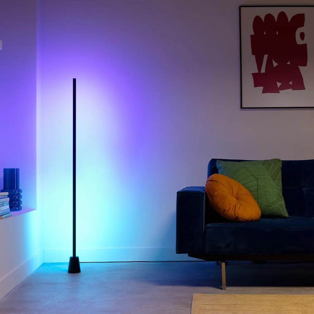 WiZ Lampa podłogowa gradient, Wyświetla wiele kolorów jednocześnie (RGBIC), Łatwy montaż i konfiguracja, łączy się z Wi-Fi, Sterowanie Aplikacją/Głosowe, Działa z Google Home, Alexą i HomeKit