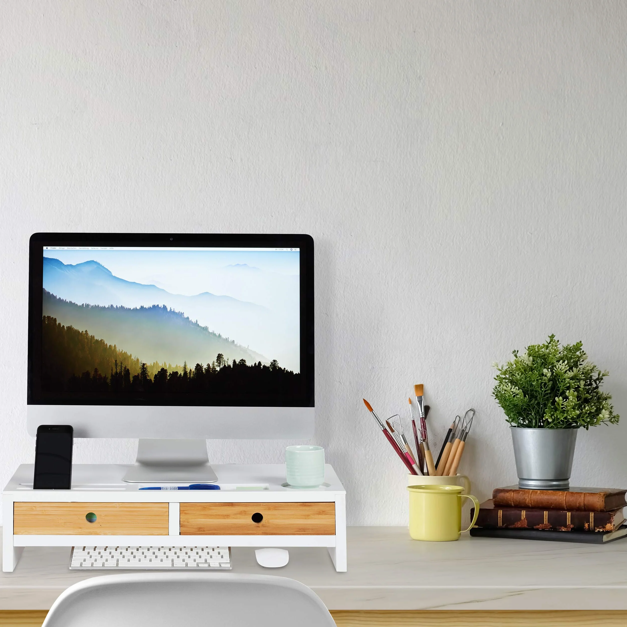 Relaxdays Bambusowy stojak na monitor, wysokość ekranu z 2 szufladami i przegródkami, wymiary 14 x 60 x 30 cm, biały/naturalny