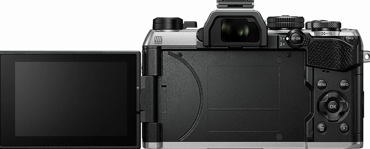 OM SYSTEM OM-5 Mark II Aparat systemowy Mikro Cztery Trzecie z obiektywem M.Zuiko Digital ED 12-45mm PRO, 20-megapikselowy czujnik Live MOS, 5-osiowa stabilizacja obrazu, uszczelnienie IP53