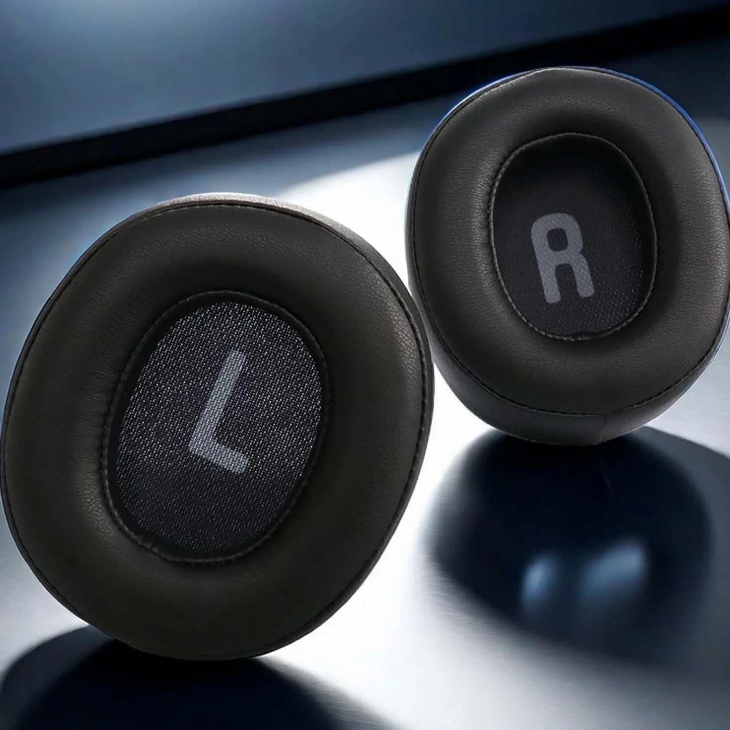 1 para wkładek dousznych do JBL Tune 700 (700BT)/710 (710BT)/720(720BT)/750 BT, 750BT, 760(760NC), Nie jest kompatybilny z modelem 770 (770NC), miękka skóra białkowa (czarny)