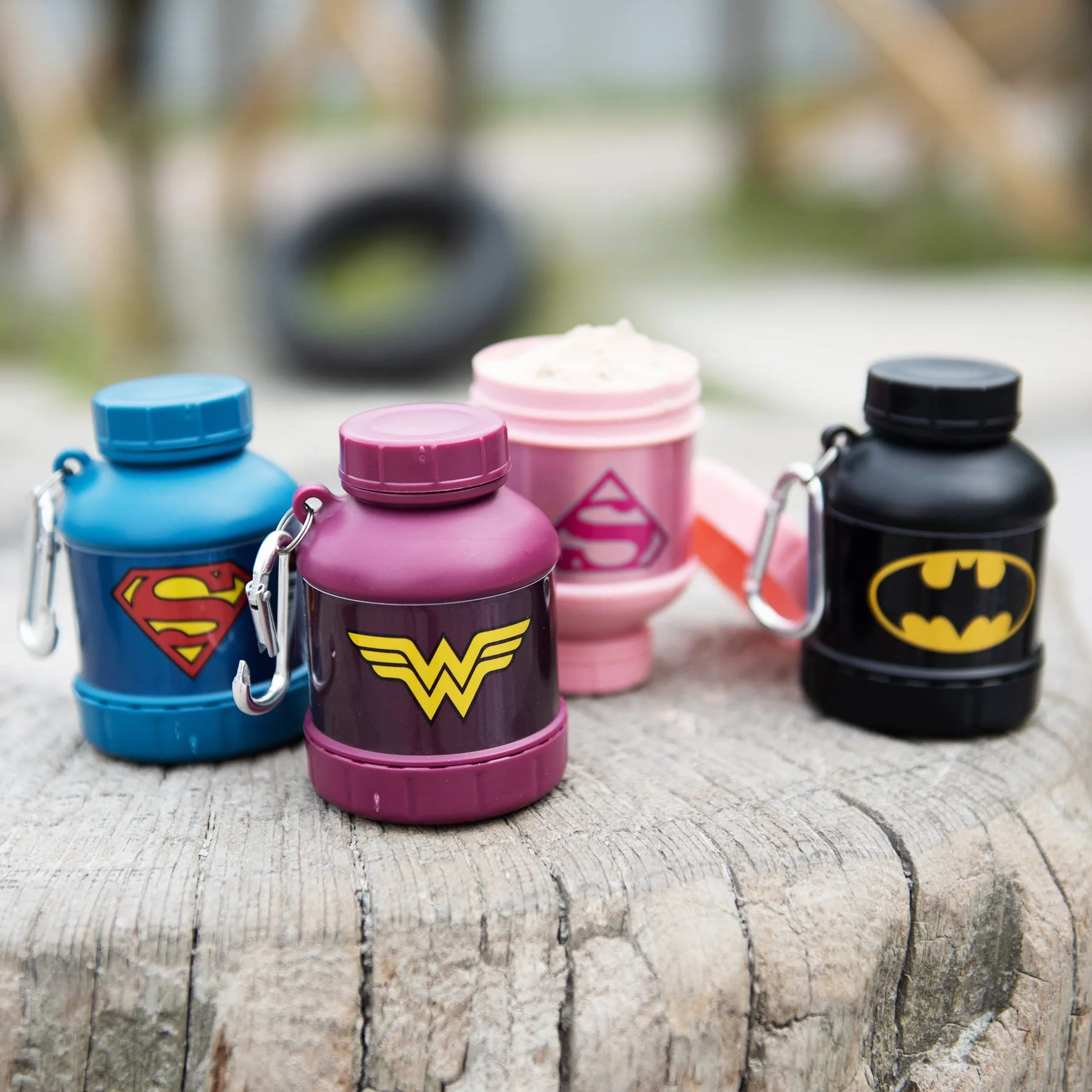 SmartShake Whey2Go Funnel - DC Comics, Supergirl - 110 ml.