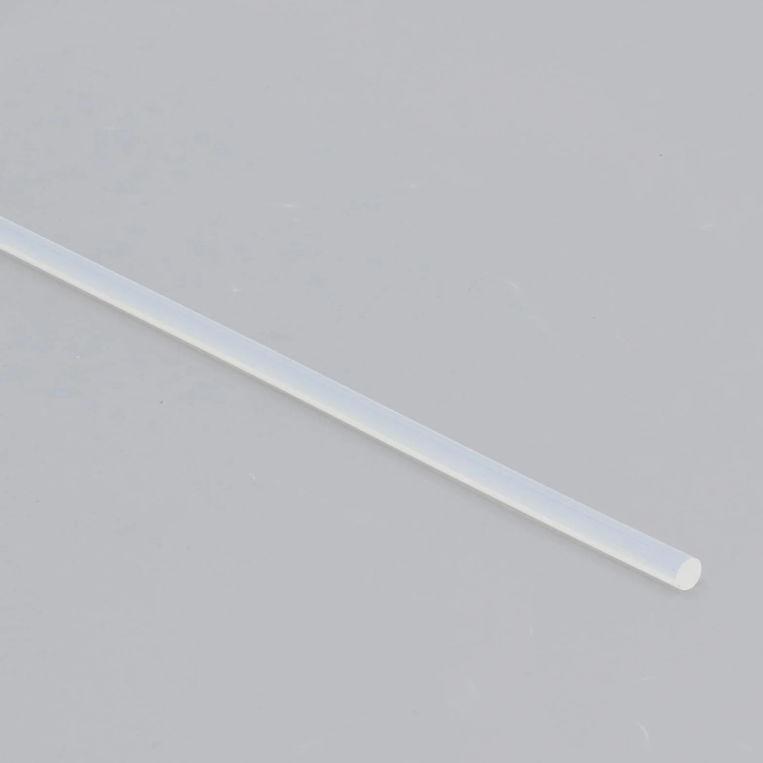 180 szt. Klej w sztyfcie Przezroczysty, mocny klej w sztyfcie 7 mm x 270 mm (0,28 x 10,6 cala) Przezroczysty klej topliwy w sztyfcie do majsterkowania Naprawa