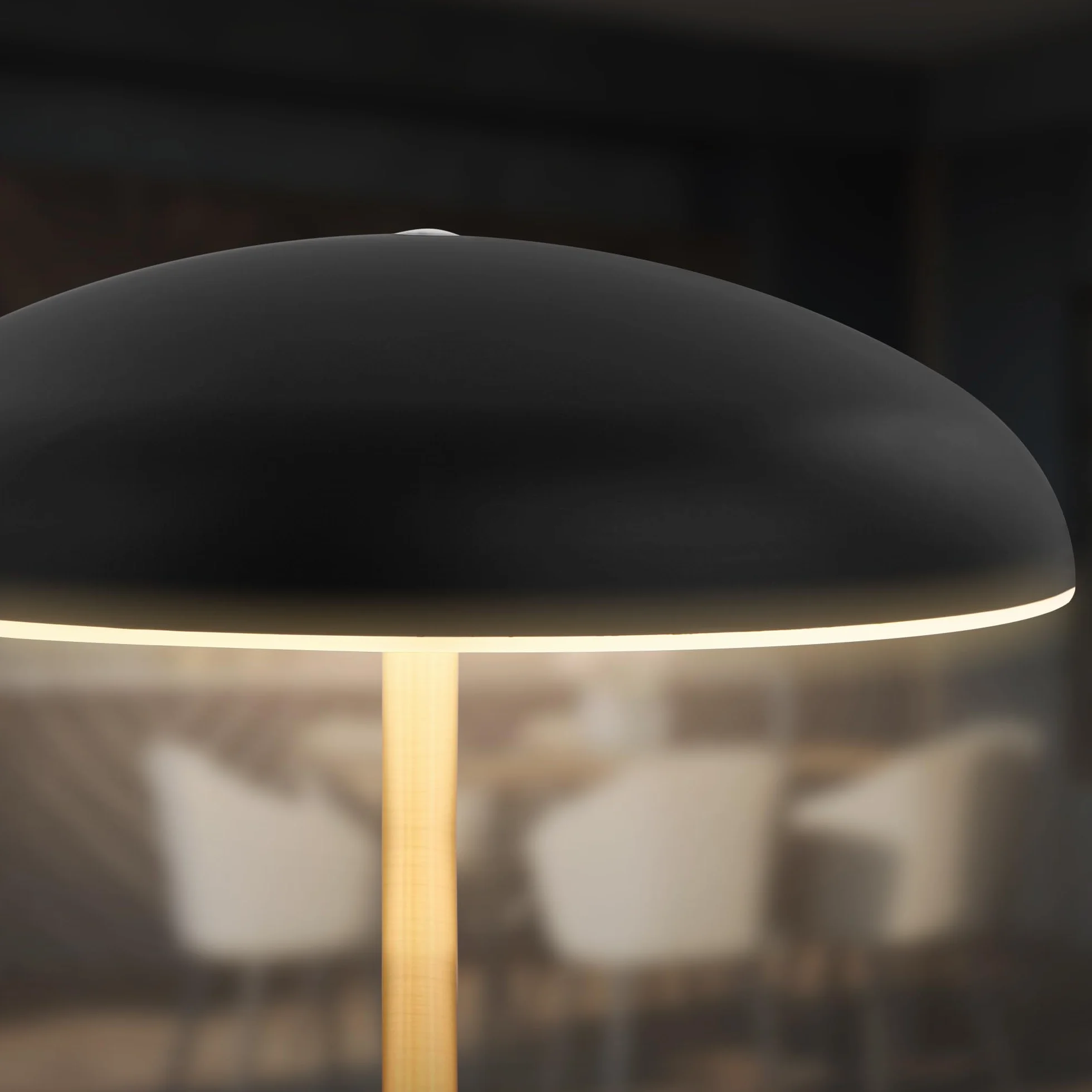 BRILONER - Lampa stołowa LED bezprzewodowa IP44 z jasną krawędzią, ściemniacz dotykowy, wymienny akumulator, lampka nocna, lampa LED, 19,5x30,5 cm, czarny