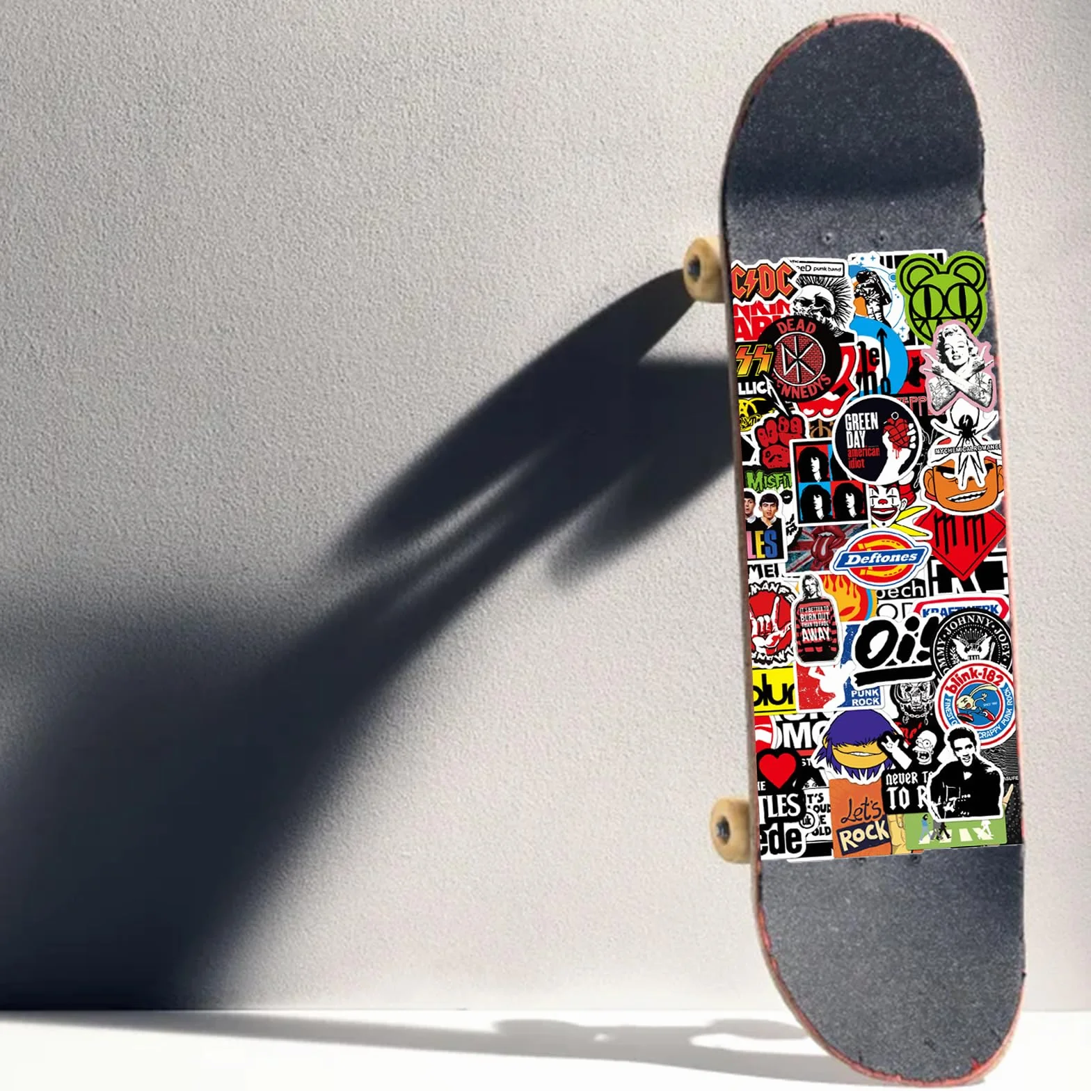 Zestaw 102 wodoodpornych samoprzylepnych naklejek winylowych, naklejki w stylu graffiti, bomba, na deskorolkę, laptopa, walizkę, kask motocyklowy