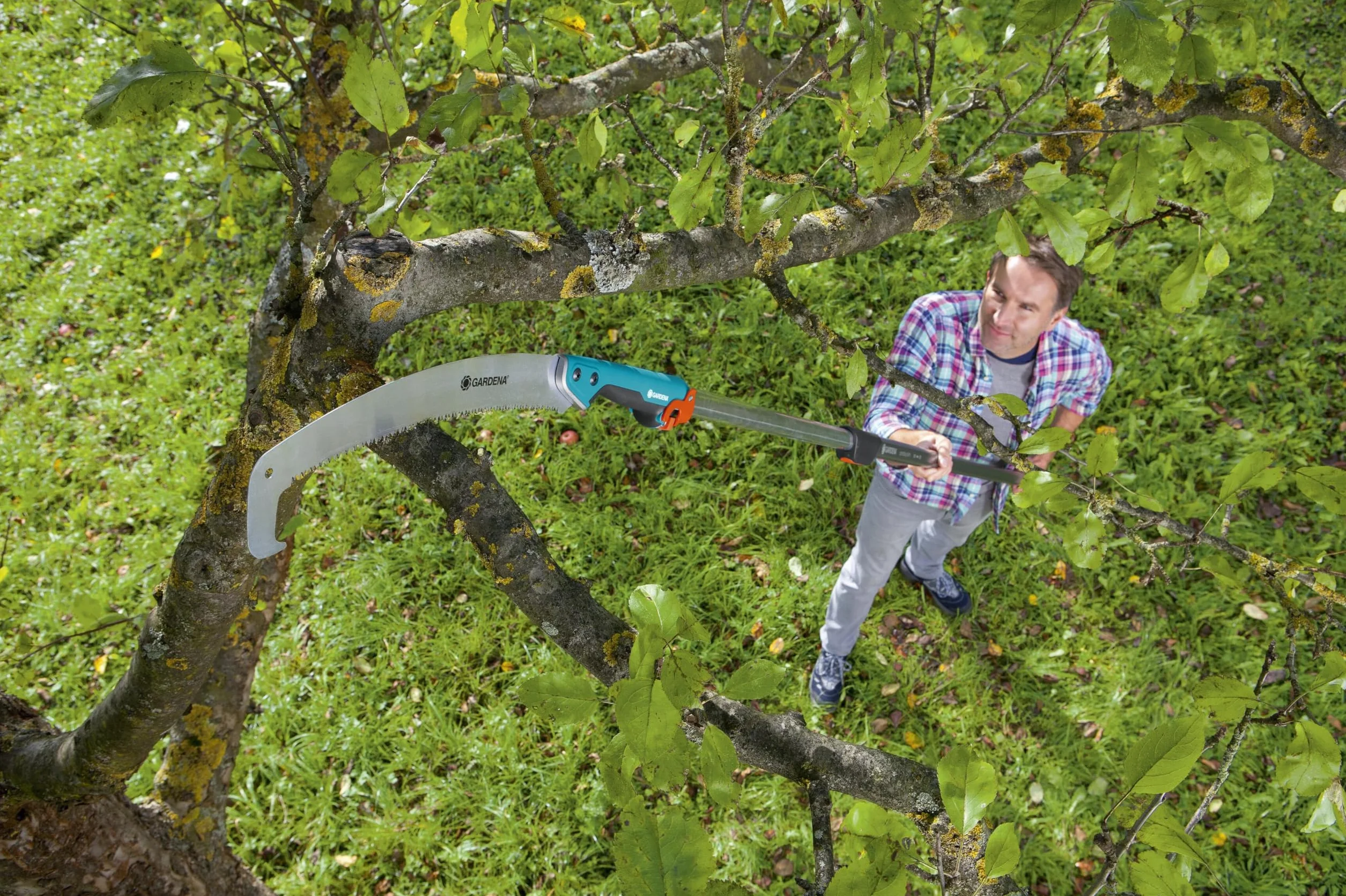Gardena combisystem piła ogrodowa 300 PP profilowana: piła do gałęzi, dł. brzeszczotu 315 mm, hak do odciętych gałęzi, chromowana na twardo, precyzyjne uzębienie z podwójnym szlifem (8738-20)
