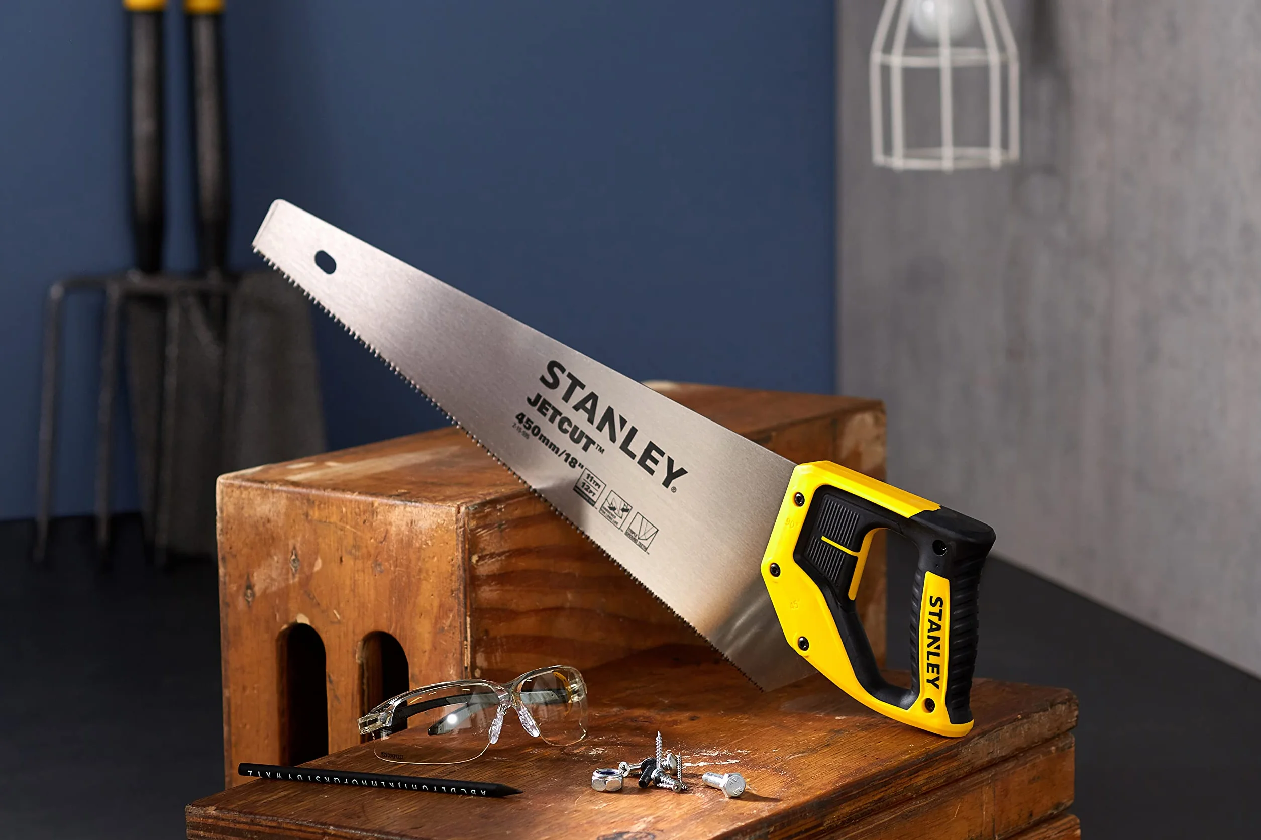 STANLEY Profesjonalny Serrucho fine 450mm x 11 dla profesjonalistów i majsterkowiczów do codziennego użytku 450mm