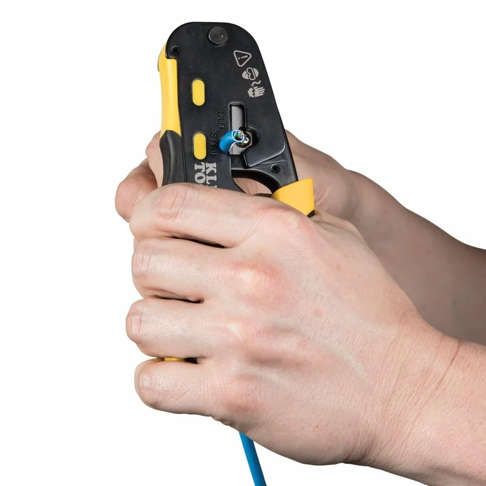 Klein Tools Pass-Thru modułowa zaciskarka do drutu, wszystkie w jednym, cięcia, paski, zaciski, szybkie i niezawodne VDV226-110, żółty/czarny, 1 sztuka