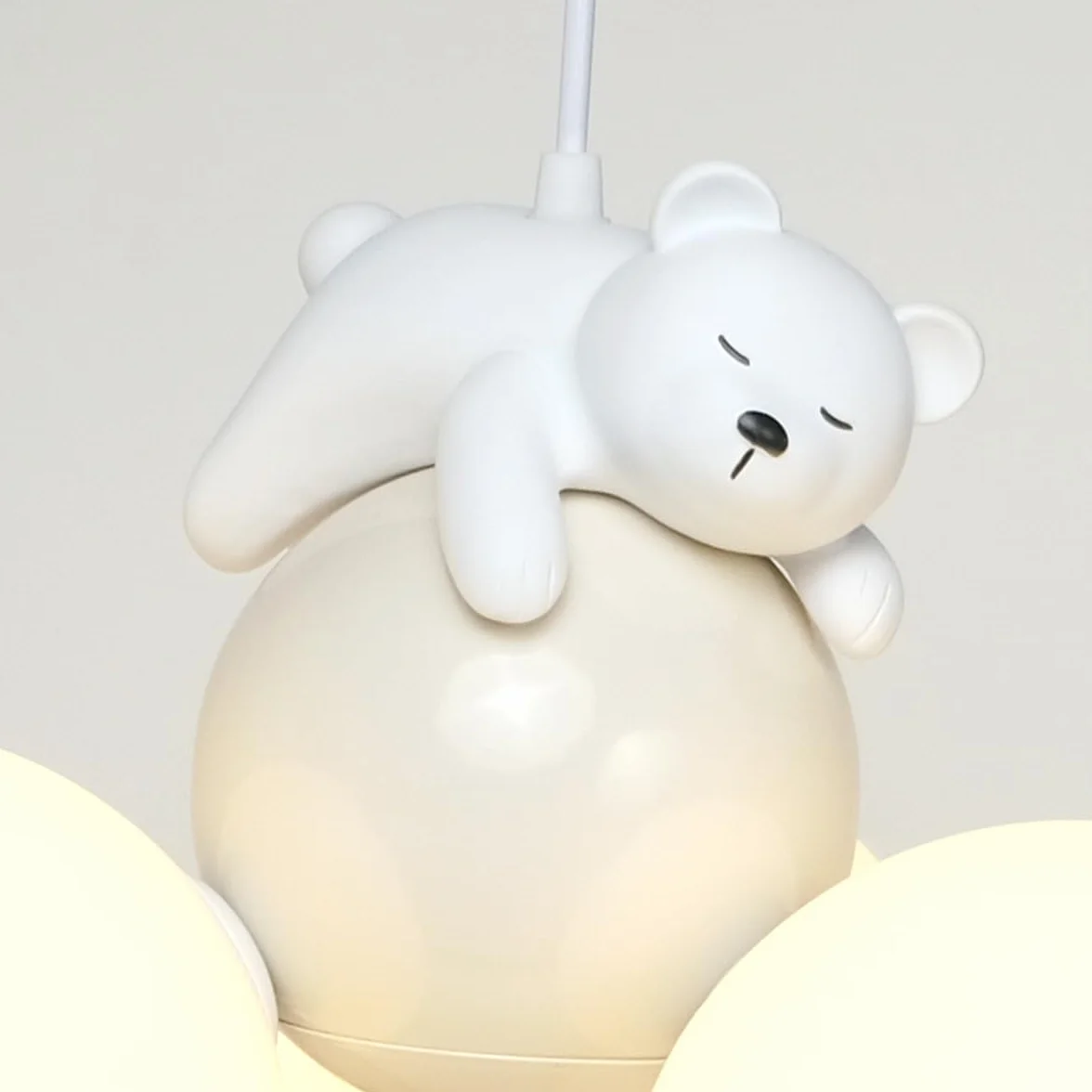 Lampa wisząca LED kreskówka balon śpiący niedźwiedź żyrandol sufitowy do pokoju dziecięcego