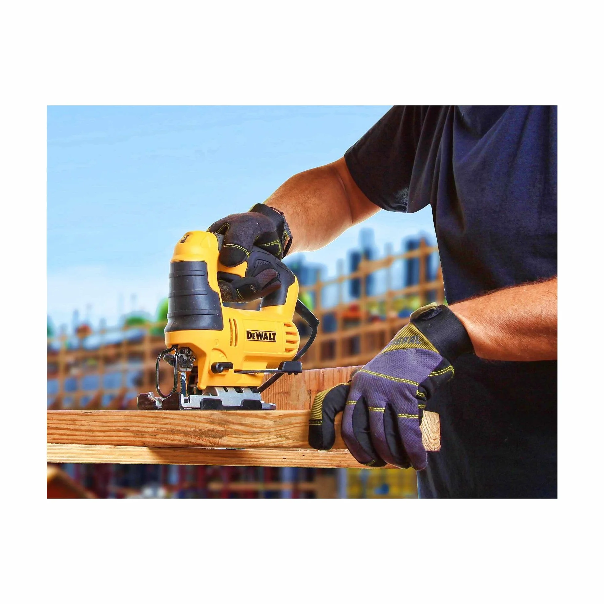 Dewalt Wyrzynarka wahadłowa 650 W DWE349 z dmuchawą