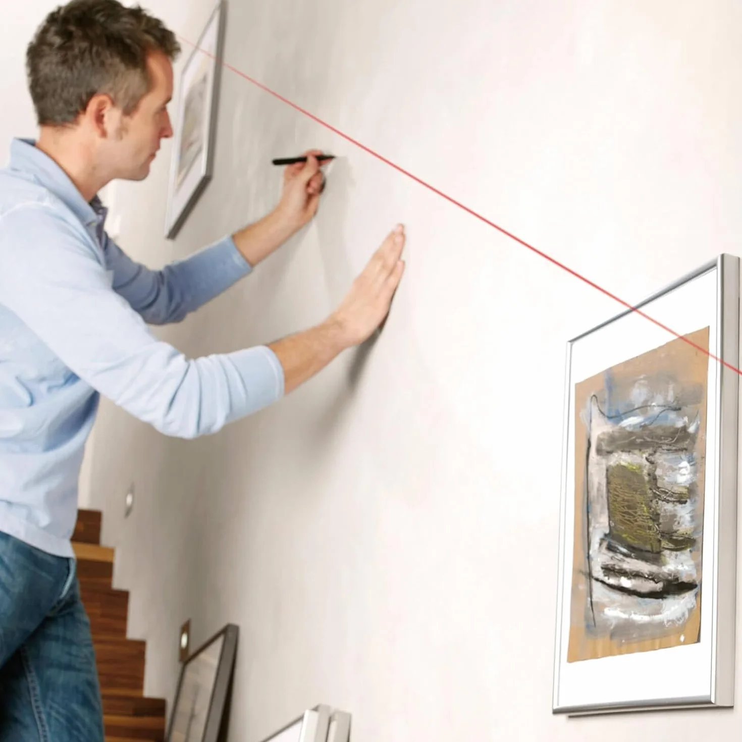 Bosch Home And Garden Poziomica Laserowa Easylevel z Uchwytem Ściennym (Linia Laserowa do Elastycznego Wyrównywania Elementów na Ścianach i Punkt Laserowy do Przenoszenia Wysokości)