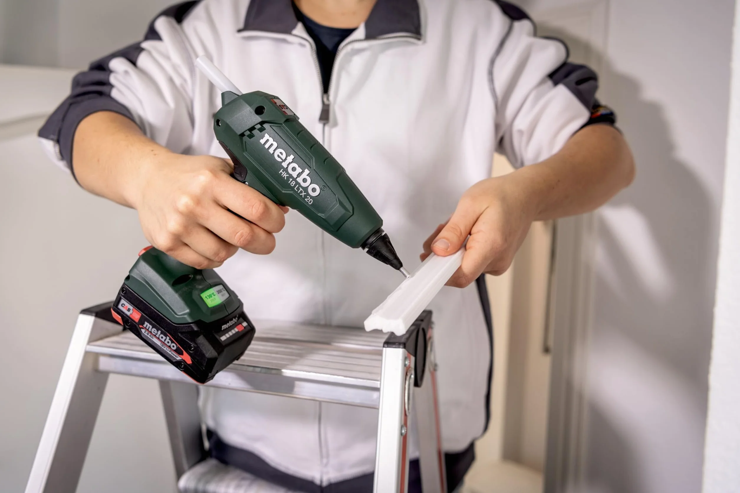 Metabo HK 18 LTX 20 600797850 akumulatorowy pistolet do klejenia na gorąco, 18 V (klej na gorąco, pistolet do klejenia na gorąco z 5 wkładami klejowymi, bez akumulatora + ładowarki)