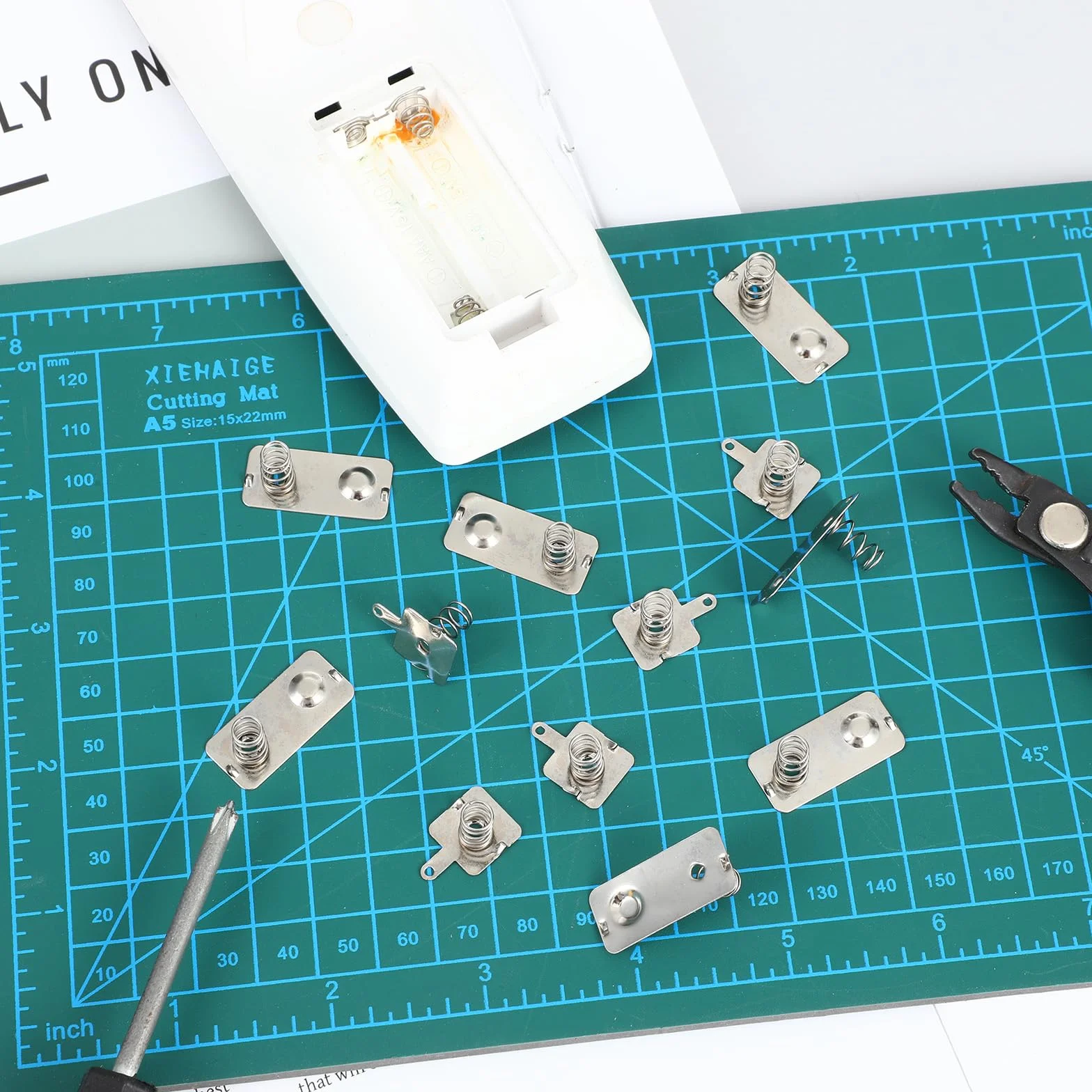 Styki sprężynowe do akumulatora 26 mm x 12 mm płytki kontaktowe baterii AA