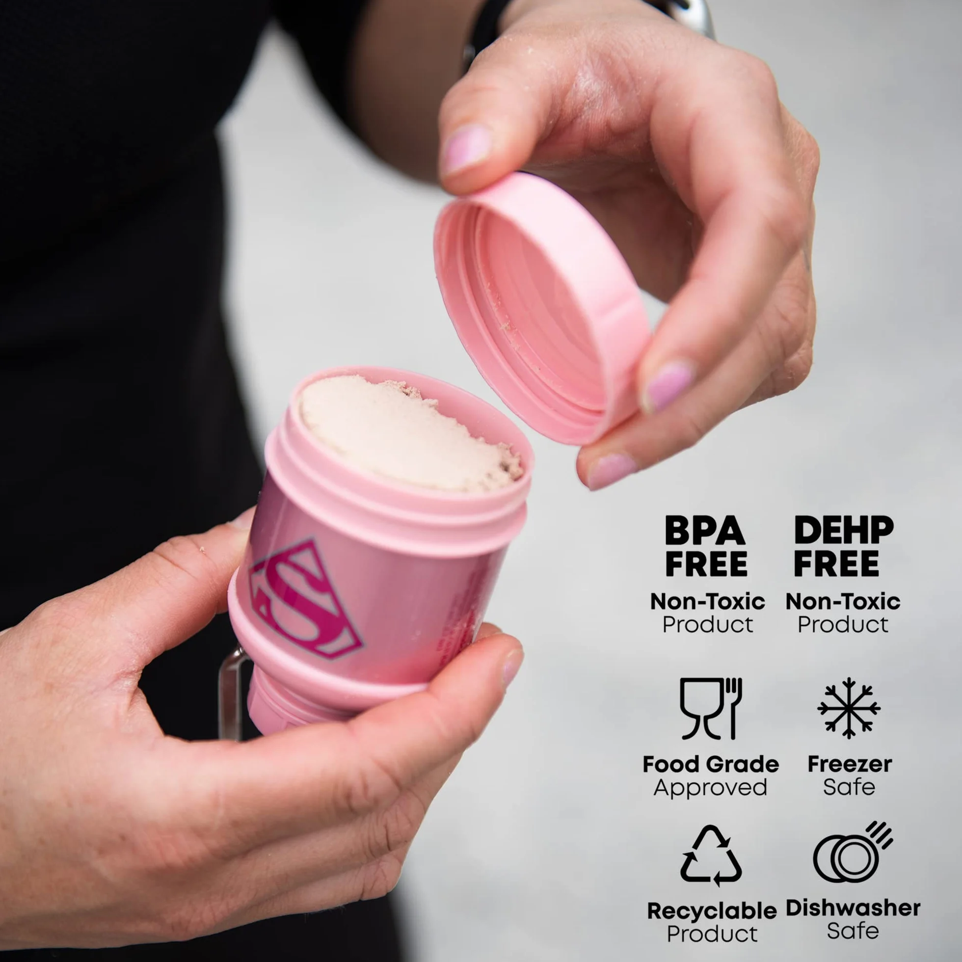 SmartShake Whey2Go Funnel - DC Comics, Supergirl - 110 ml.