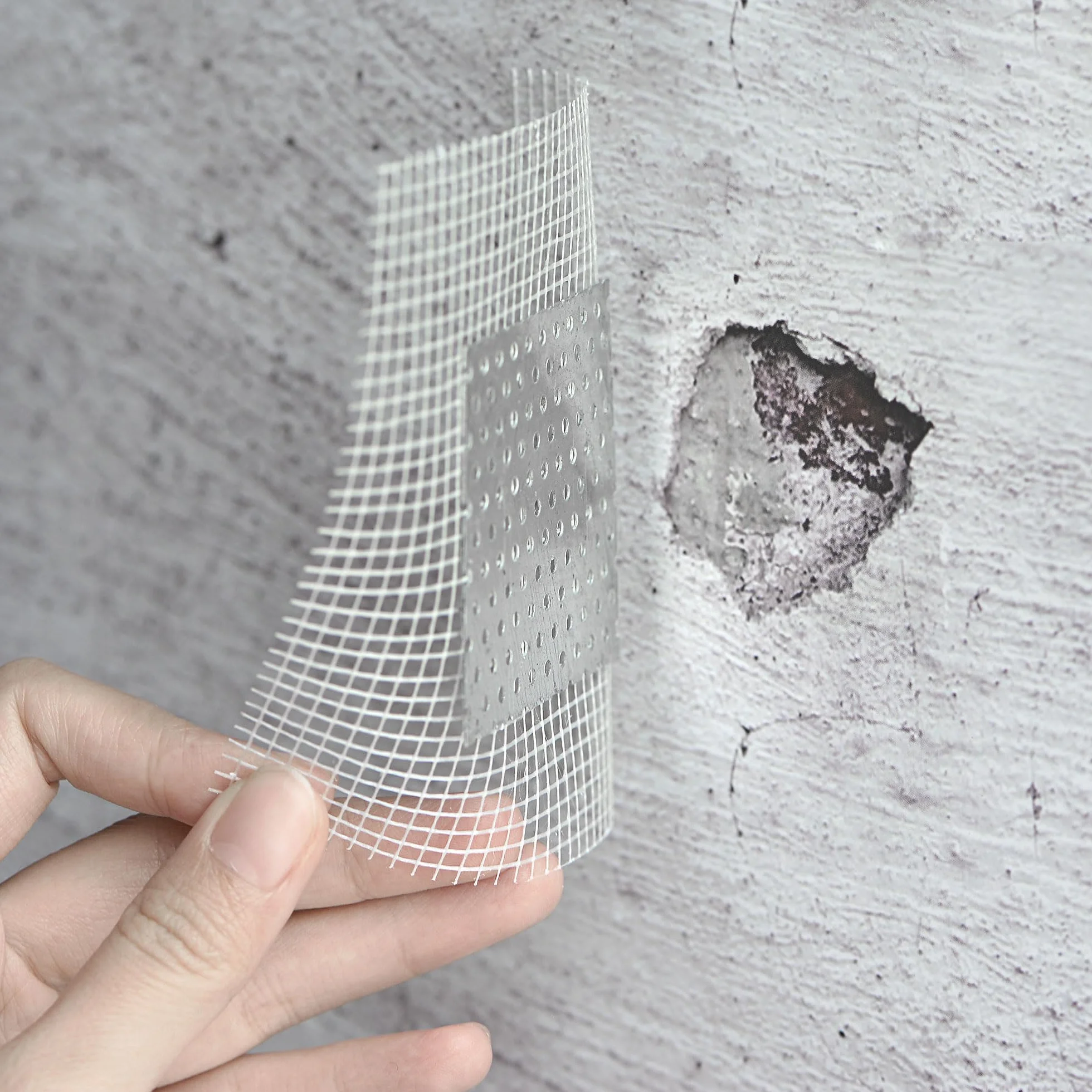 QUARKZMAN Aluminiowa łatka do naprawy ścian 20 cm x 20 cm samoprzylepna tkanina z włókna szklanego nad ocynkowaną płytą, 2 sztuki