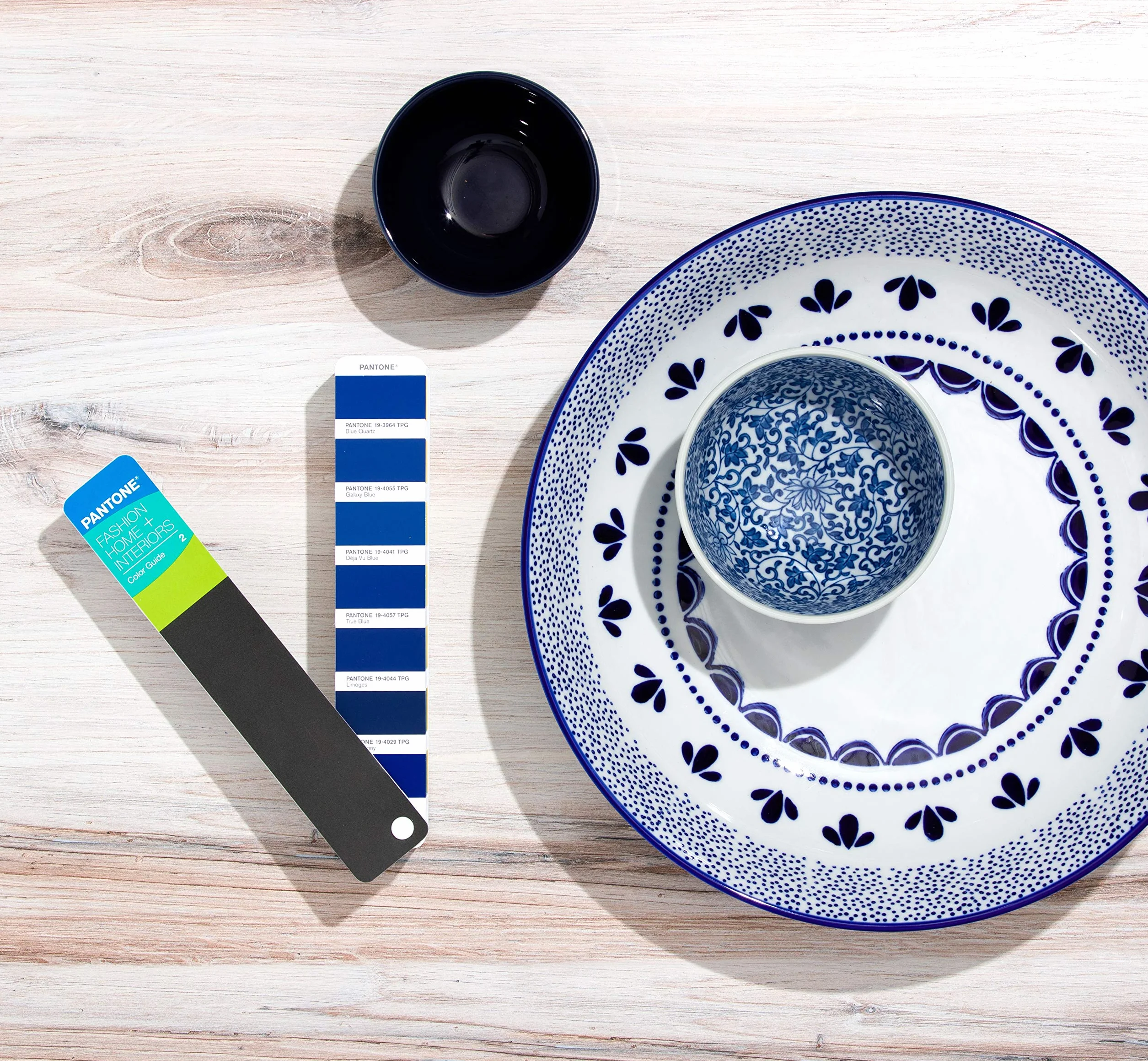 Pantone FHIP110A Moda zestaw przewodników po kolorach do wnętrz