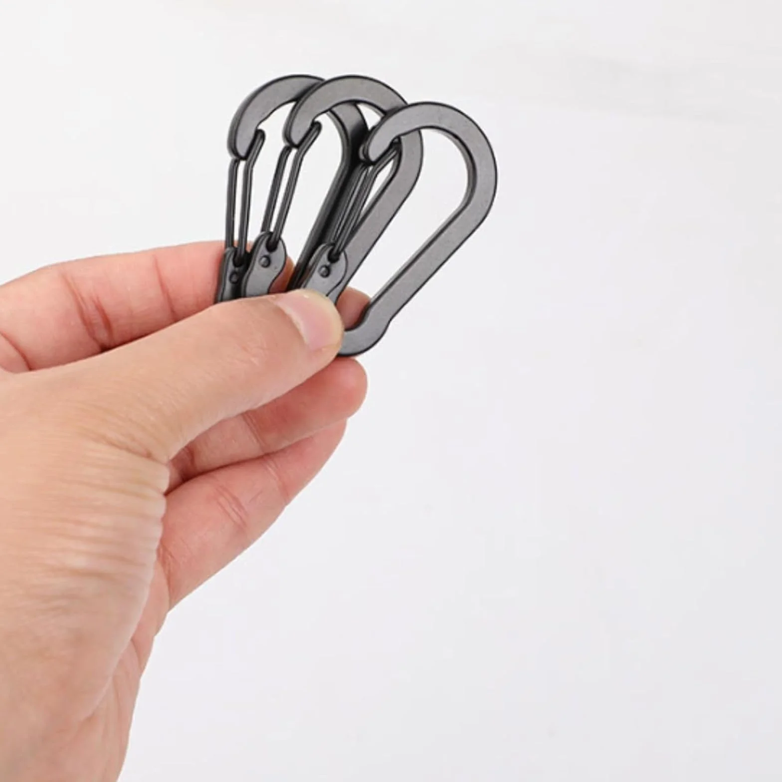 ORTAVA 10 sztuk karabińczyków 5 cm, mini karabińczyki czarne aluminiowe z klipem D, małe karabińczyki do kluczy na kemping, podróże, wędrówki, wędkarstwo, plecak, pasek.