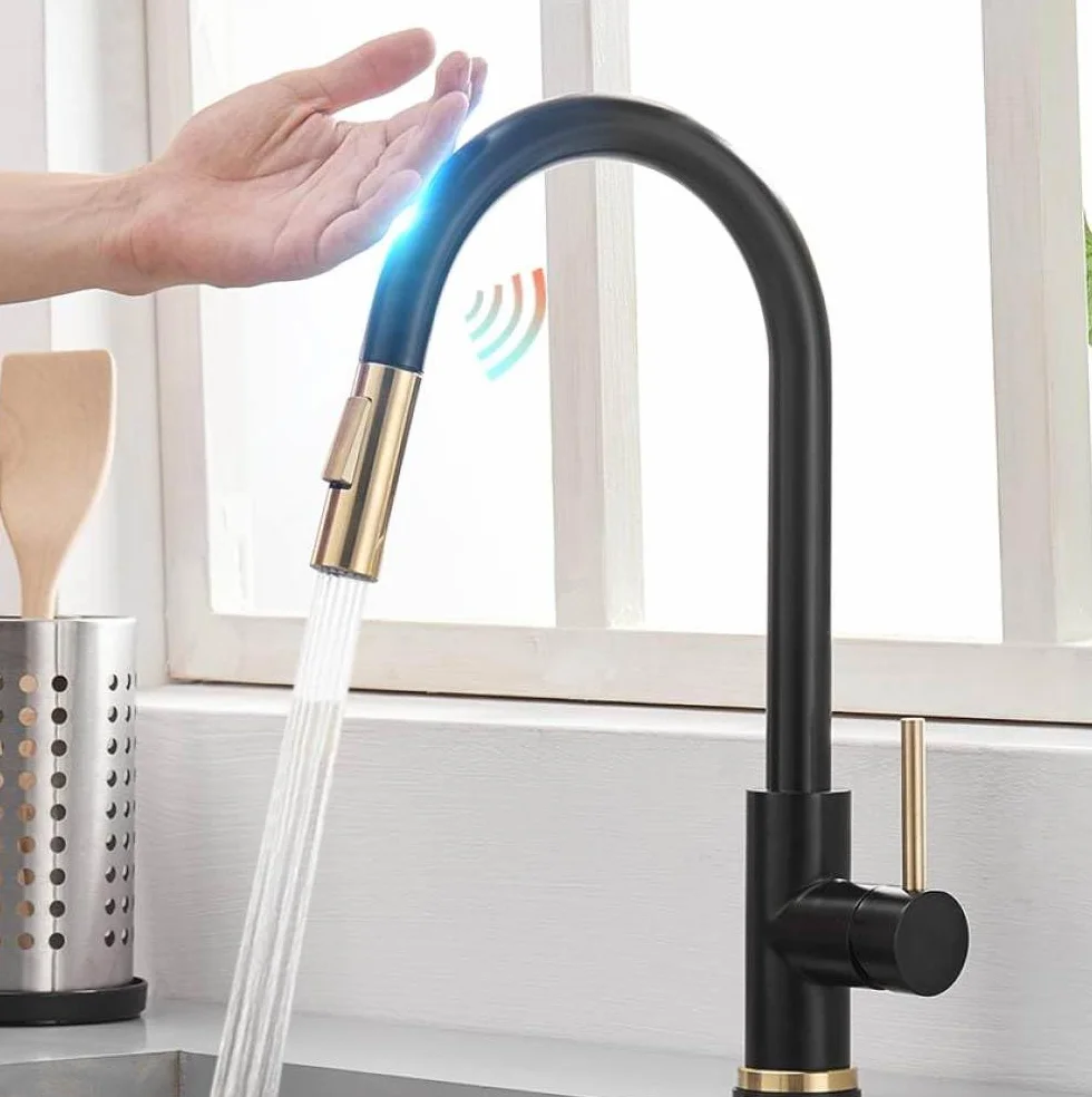 Bateria kuchenna Smart Touch Crane do baterii kuchennej z czujnikiem, bateria zlewozmywakowa, dotykowy obrotowy kran z czujnikiem, mieszacz wody, 1005, czarny i złoty