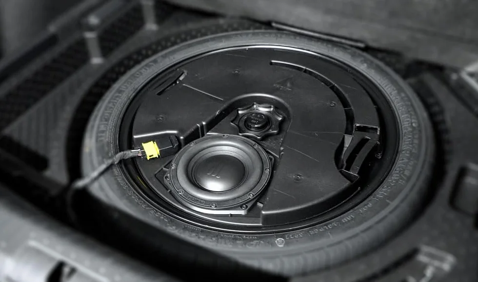 Zestaw subwoofera 6-calowy 125 W RMS kompatybilny z VAG Beats