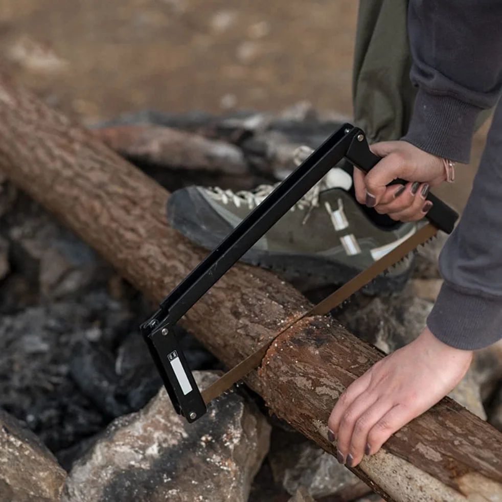 Składana piła łukowa 33 cm, wielofunkcyjna prostokątna piła ręczna do użytku na zewnątrz, kemping, survival, obróbka drewna