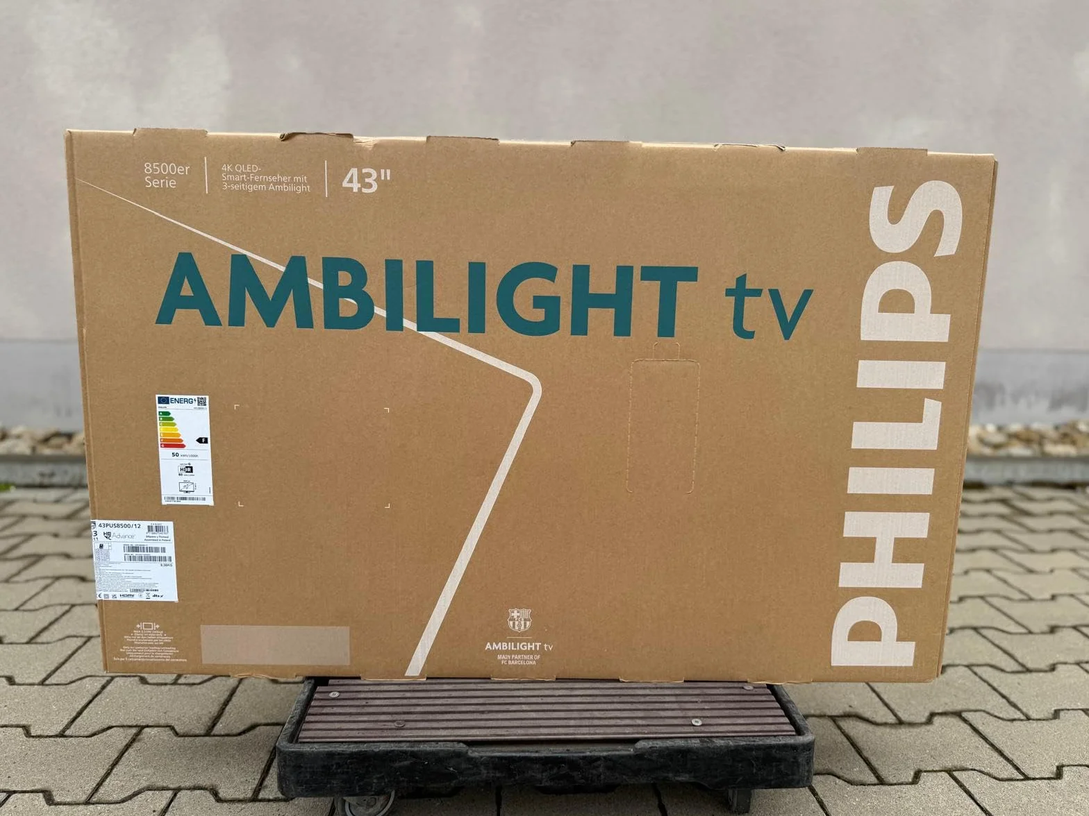 Philips Ambilight 43PUS8500 4K LED Smart TV 43 cali Pixel Precise Ultra HD Titan OS Dolby Atmos