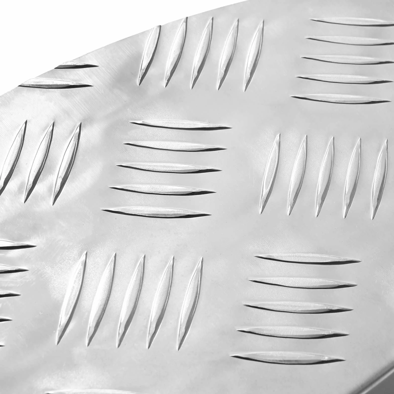 Stopnie schodów aluminiowych, 10 sztuk, srebrne, 60 x 18 x 2,5 cm | Antypoślizgowa konstrukcja płyty w kratkę, do wewnątrz i na zewnątrz, łatwa do czyszczenia