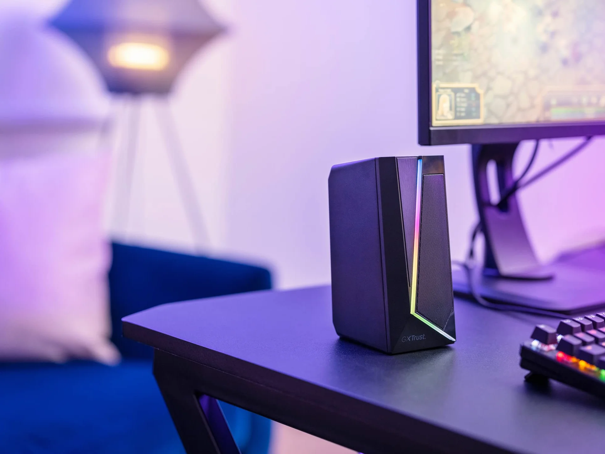 Trust Gaming GXT 609 Zoxa 2.0 głośniki PC stereo, moc szczytowa 12 W, zestaw podświetlanych głośników RGB, system dźwiękowy zasilany przez USB, 3,5 mm Aux, regulacja głośności, do PC i laptopa, czarny