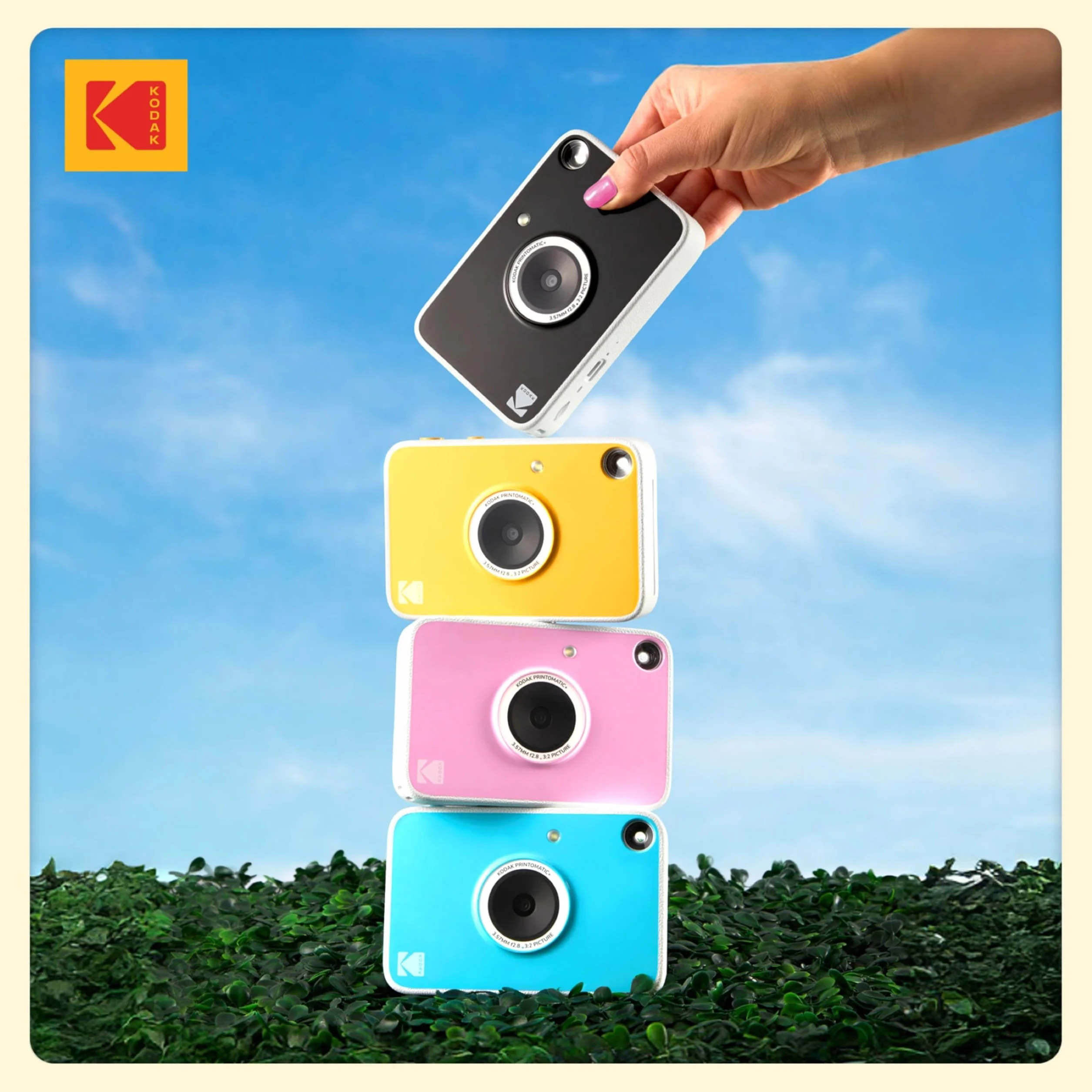 KODAK Printomatic+ 10MP Kolorowy Aparat Natychmiastowy Zestaw Prezentowy z Etui, Papierem Zink 20 ark., Albumem i Naklejkami – Żółty