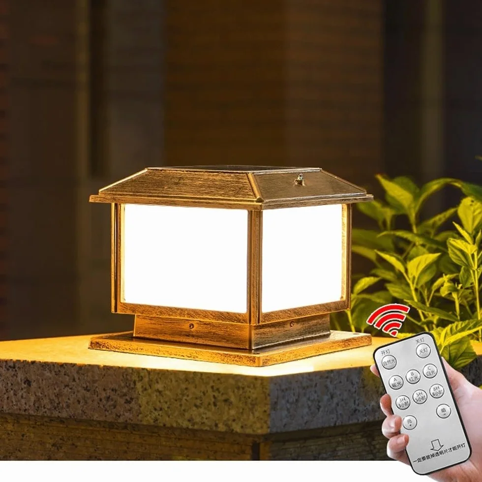 Nowoczesne lampy solarne na słupki, odporne na deszcz, oświetlenie na słupki ogrodzeniowe z akrylowym kloszem, do ogrodu i na patio(Brass,X-Large)