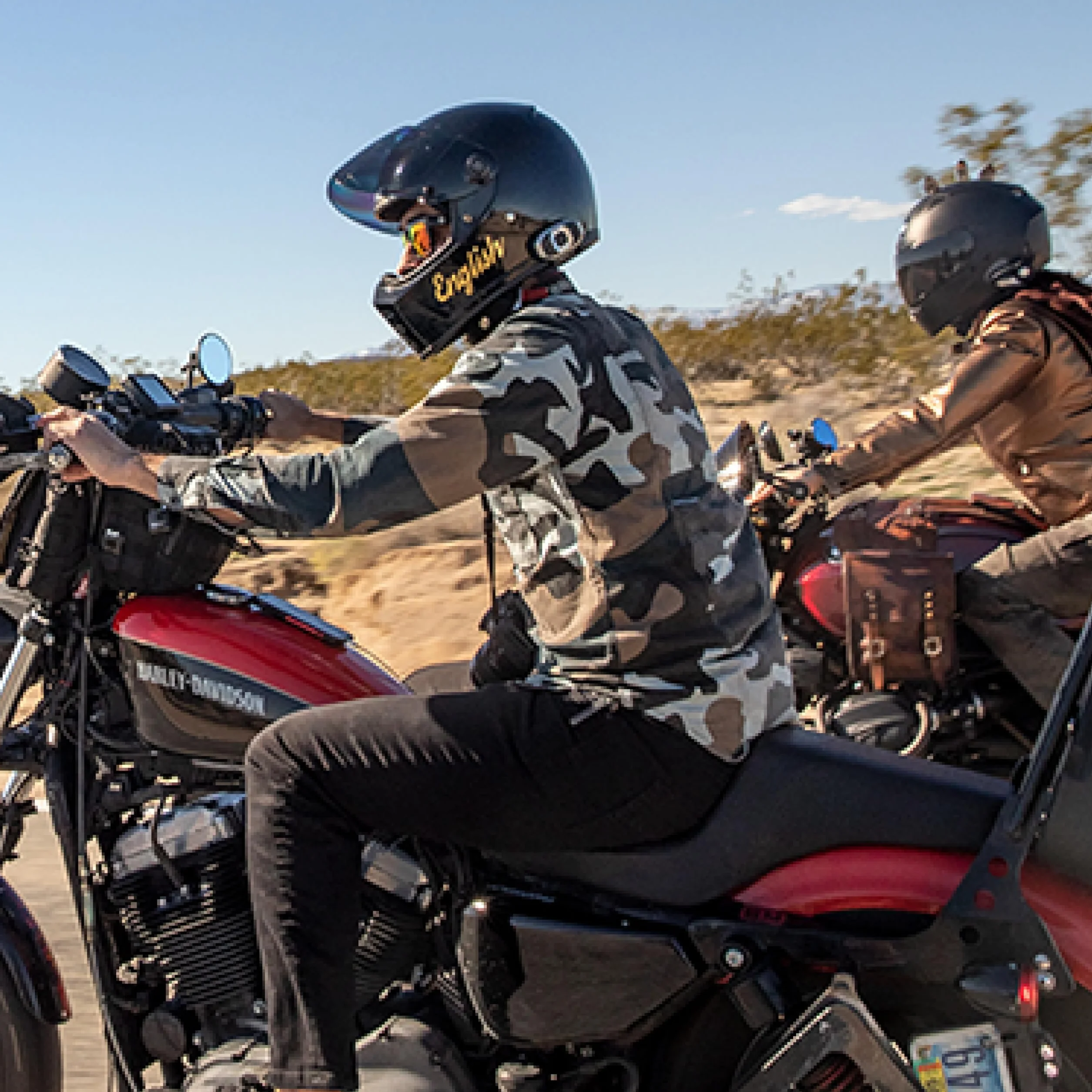 SENA SF4-02D seria SF motocyklowy system komunikacji Bluetooth 4-drożny domofon podwójny pakiet czarny