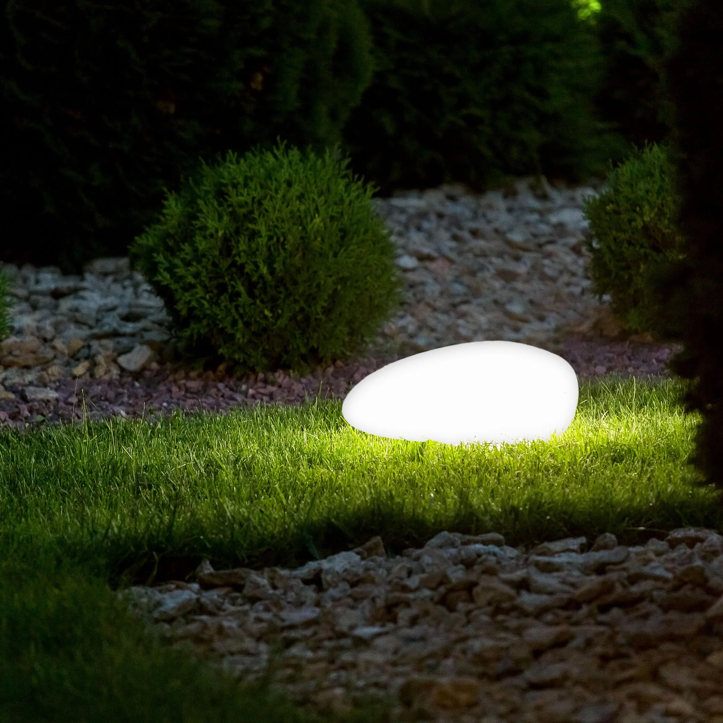 BEPER P207ILO241 Lampa ogrodowa LED RGB zasilana energią słoneczną – automatyczna lampa solarna do użytku zewnętrznego IP44, dekoracyjna lampa w kształcie kamienia lub kuli.