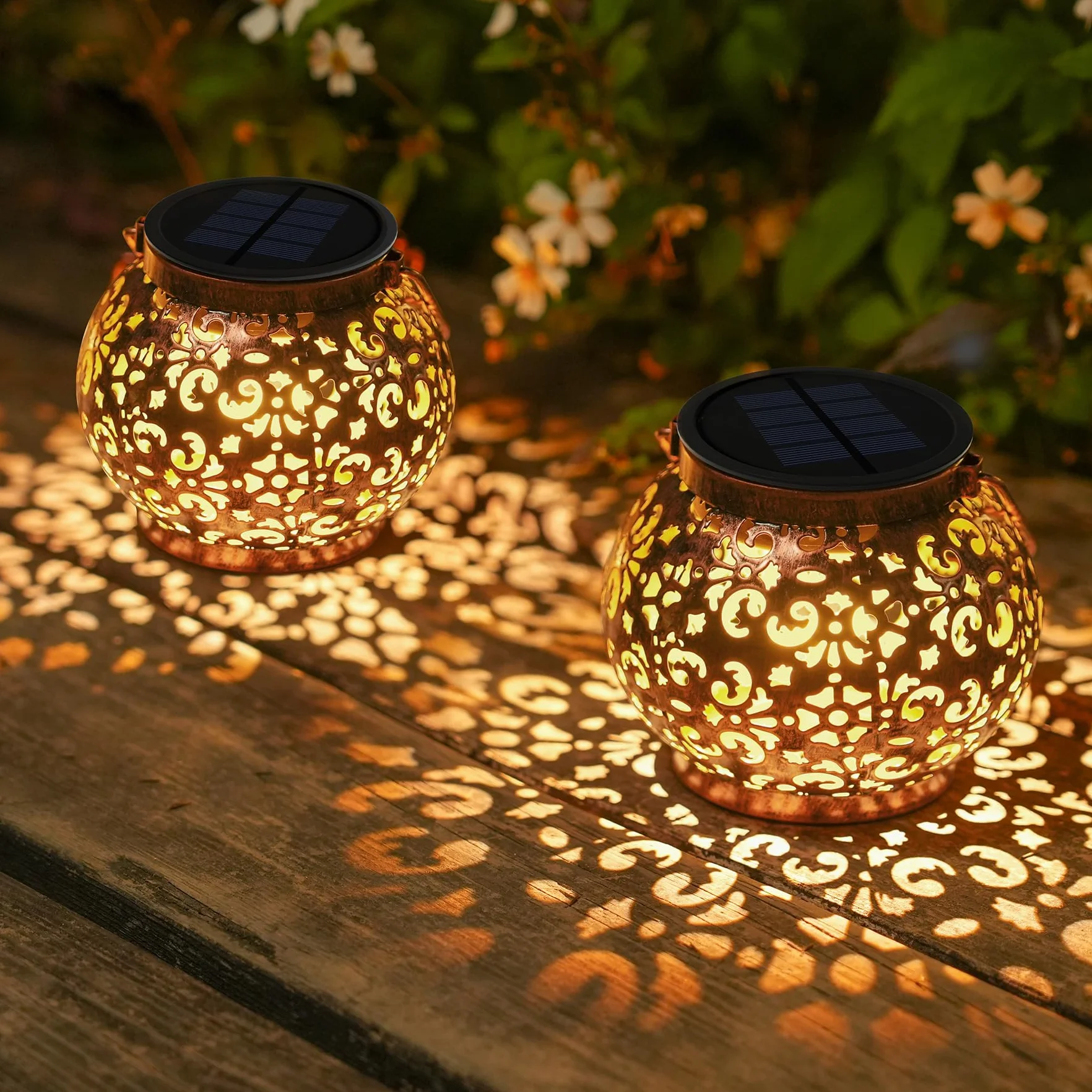 JOYCREATOR Latarnia solarna do użytku na zewnątrz, wodoszczelna IP65, 2 sztuki latarni LED w stylu vintage, do użytku na zewnątrz, ciepła biel, lampy solarne do ogrodu, wiszące na balkon, patio