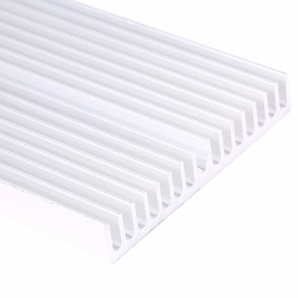 Aluminiowy radiator chłodzący 100x60x10 mm do komputera IC LED