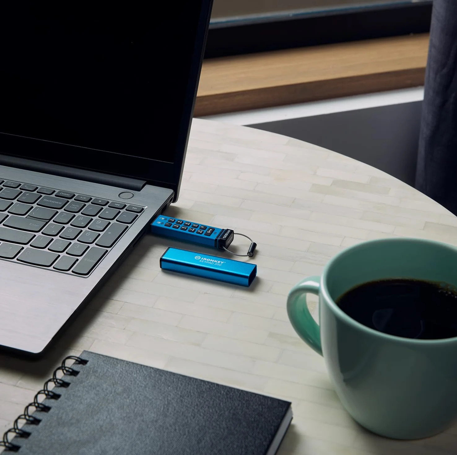 Kingston Klawiatura IronKey 200 typu A szyfrowana sprzętowo pamięć flash USB FIPS 140-3 poziom 3 (w toku) z 256-bitowym szyfrowaniem sprzętowym XTS-AES - IKKP200/32GB