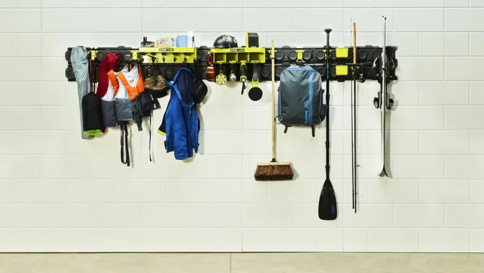 RYOBI - Półka do akumulatorów 18V ONE+™ - maksymalne obciążenie 6,8 kg - System RYOBI LINK - RSLW818