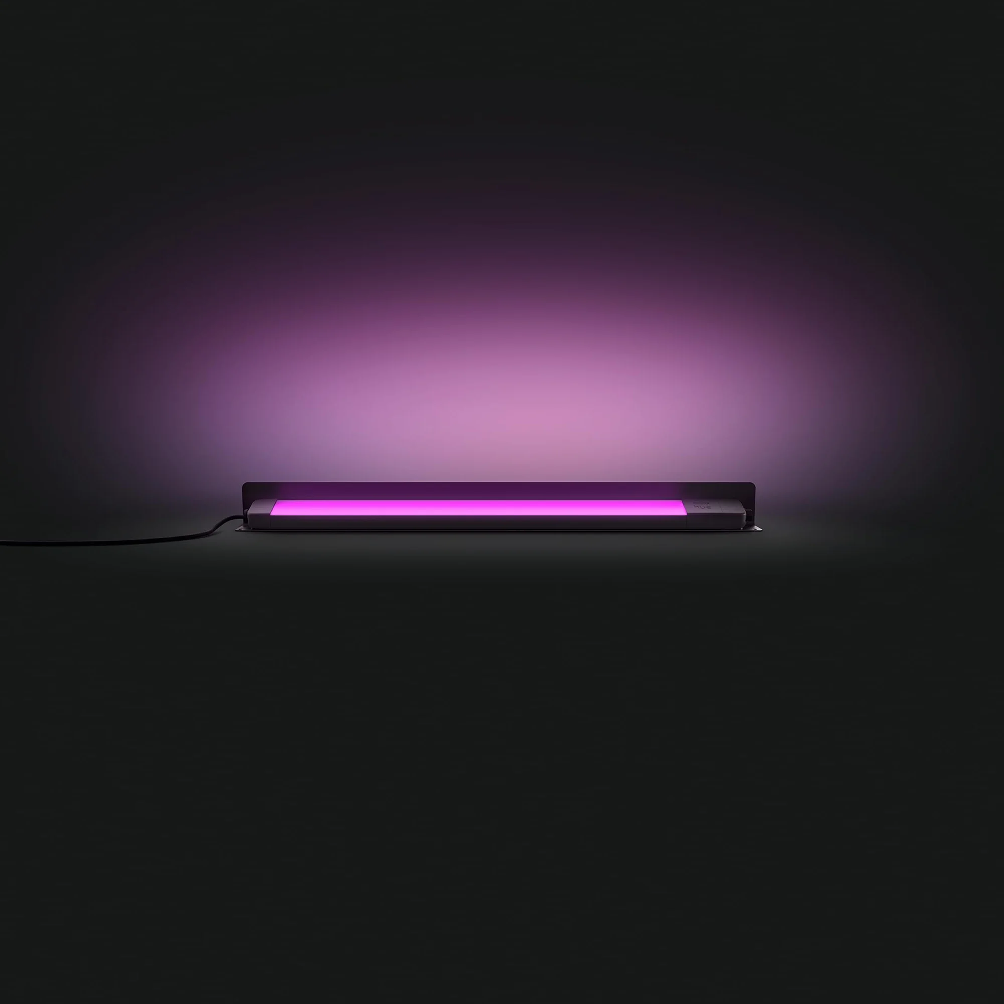 Philips Hue 915005843401 Lampa Ogrodowa (czarna), Świetlówka Smart LED 795mm, Inteligentna Lampa Zewnętrzna