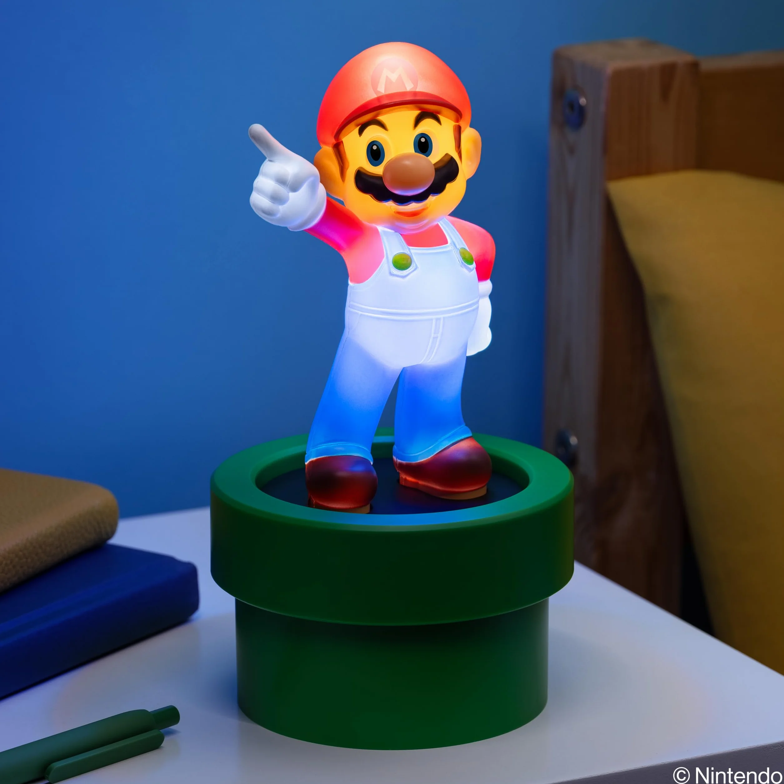 Lampa figurkowa Super Mario – oficjalnie licencjonowany produkt Nintendo z Mario, wystrój domu i biura, prezent dla graczy retro, zasilanie bateryjne | Paladone