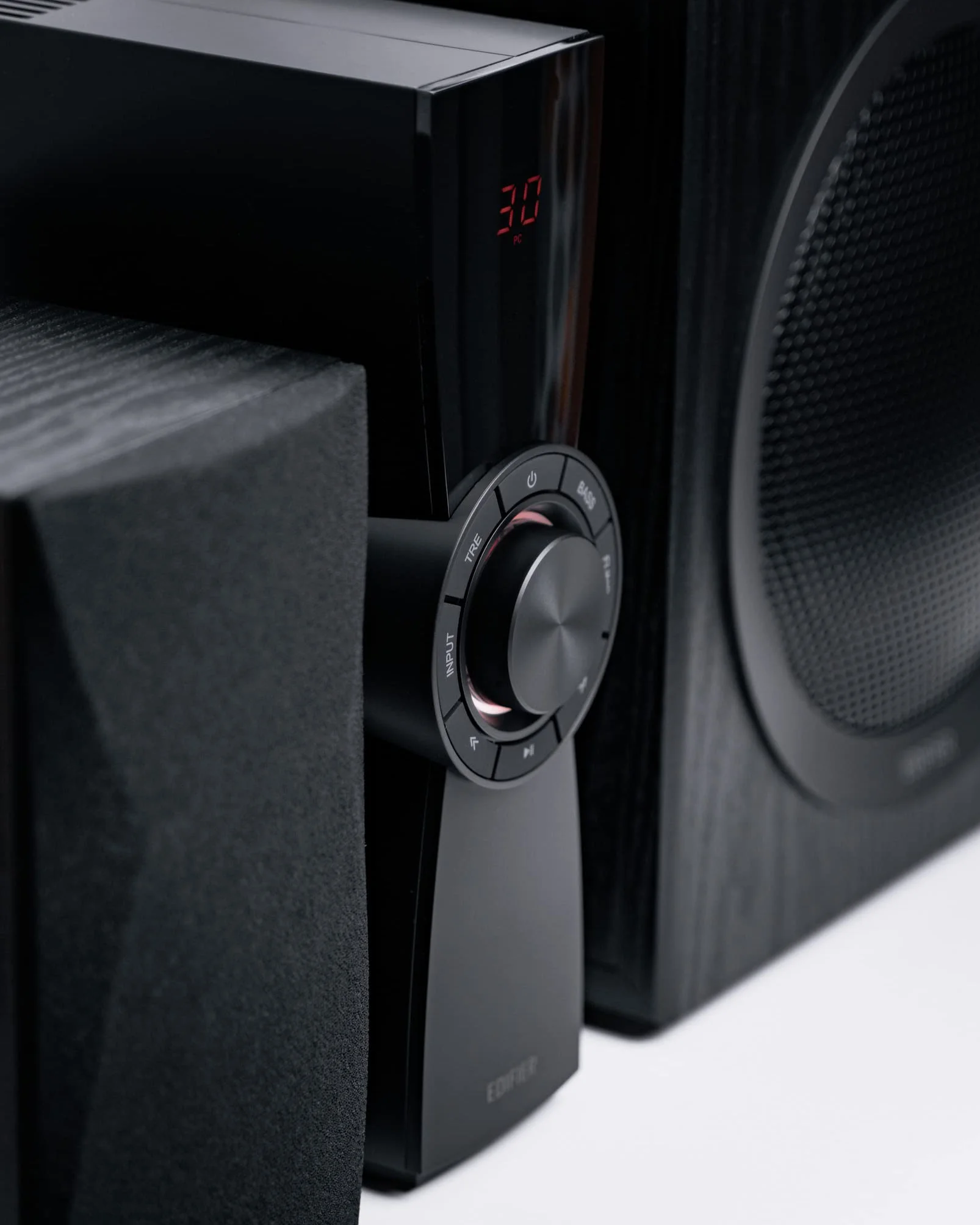 Edifier CX7 aktywny system kina domowego 2.1 Bluetooth 5.0 subwoofer 21 cm 8 cali pilot na podczerwień czarny