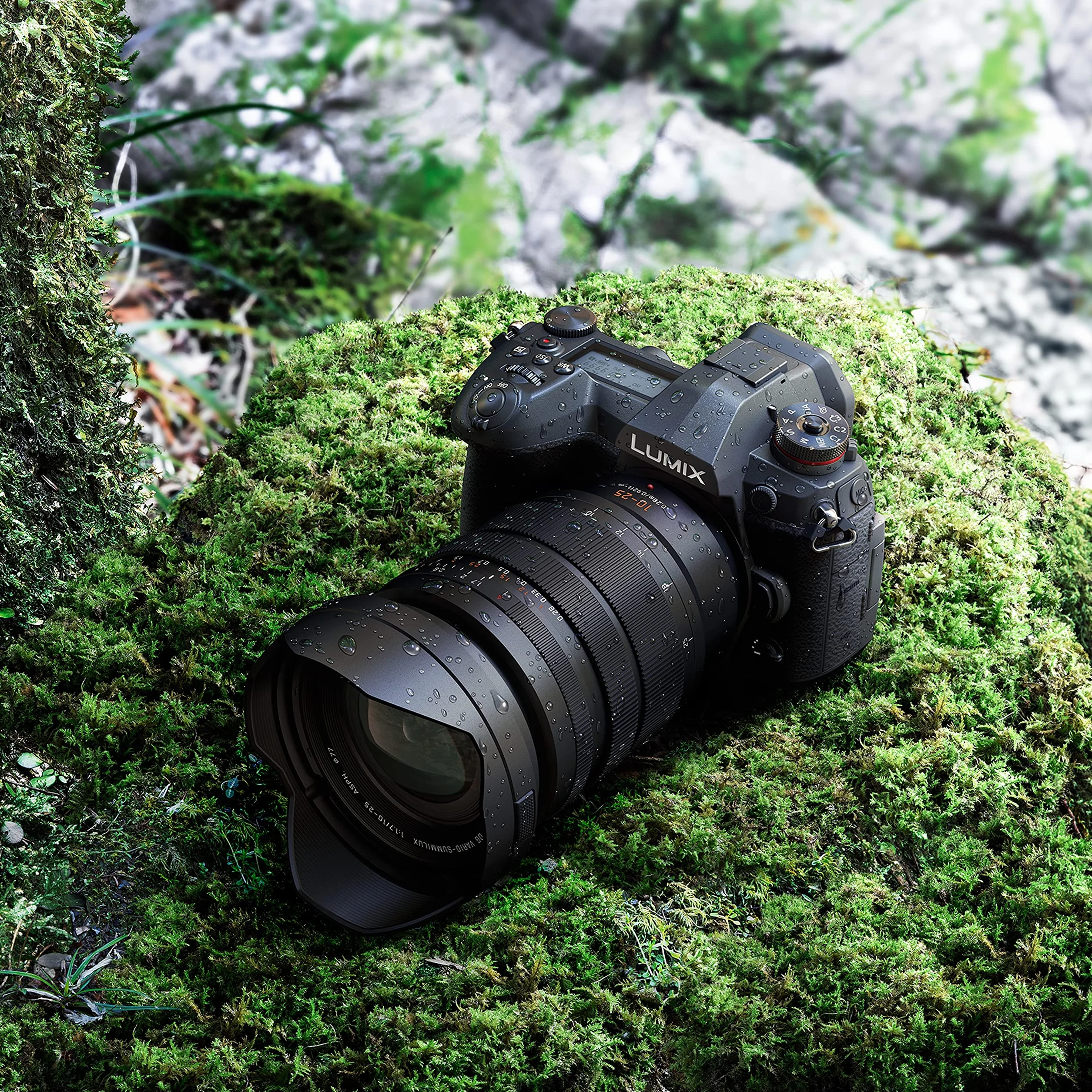 Panasonic H-X1025 LEICA DG VARIO-SUMMILUX Teleobiektyw w standardzie Mikro 4/3 (10–25/20–50mm (odpowiednik kliszy 35 mm), F1.7, filtr φ77mm), czarny