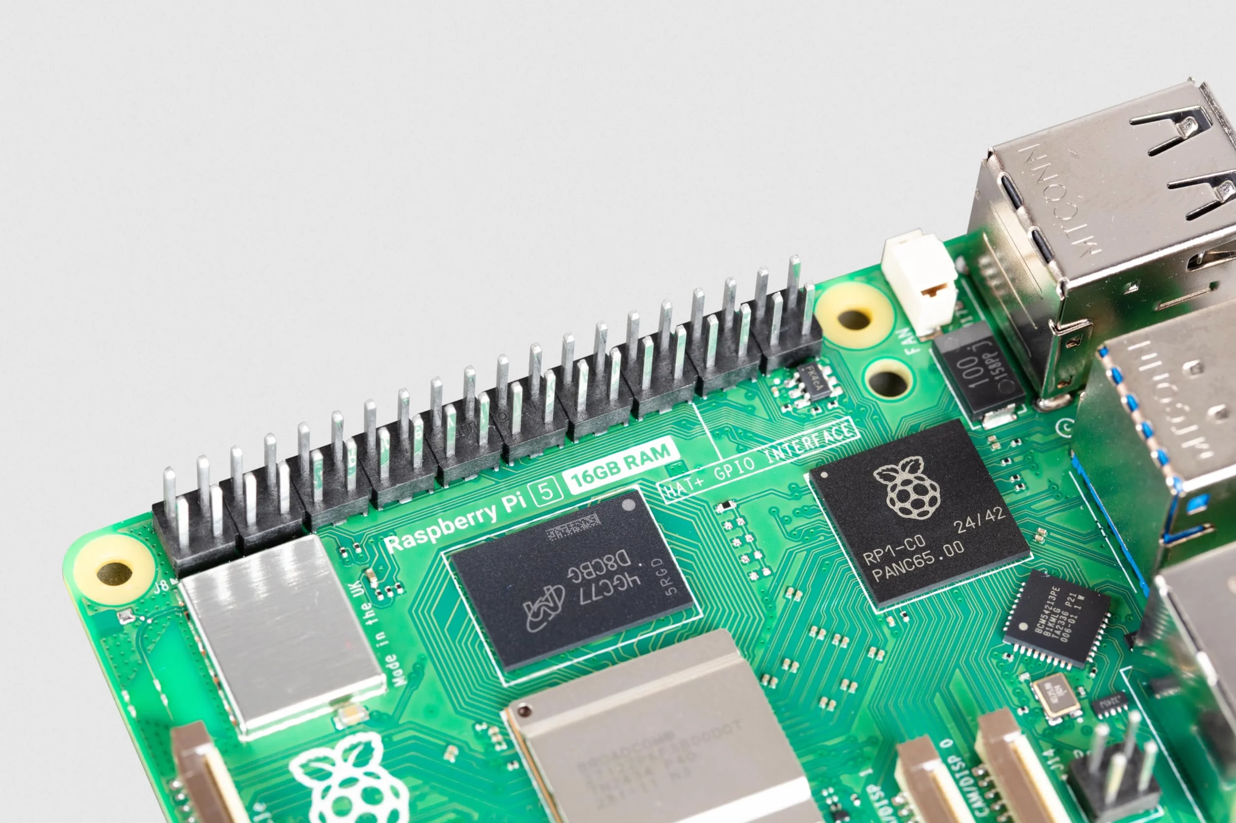 Raspberry Pi 5 16 GB