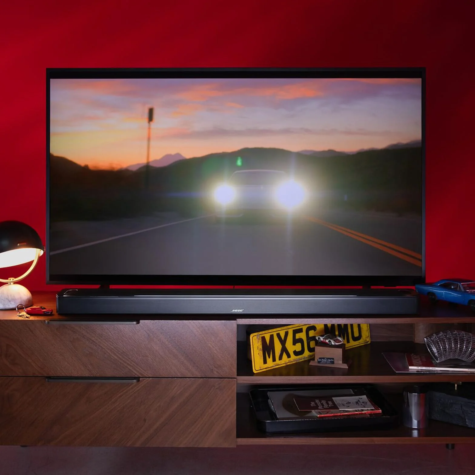 Bose Smart Ultra Soundbar, Listwa głośnikowa Dolby Atmos z Alexą i Bluetooth AI, Czarny