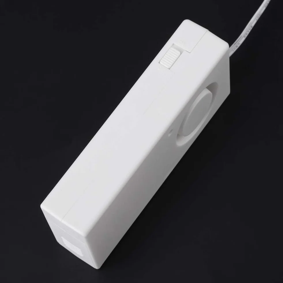 Detektor Wody Podłoga, 120dB Głośno Ostrzegawczy Woda Czujnik Wody Praktyczny Czujnik Liści Wody Detektor Wycieku Wody, do Prania łazienki Kuchenne Garaże Kuchenne