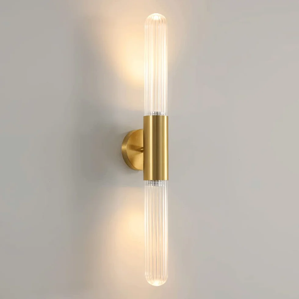 Mosiężny długi kinkiet ze szklanym kloszem w paski GU10, postmodernistyczna lampa ścienna, skandynawski kinkiet nocny
